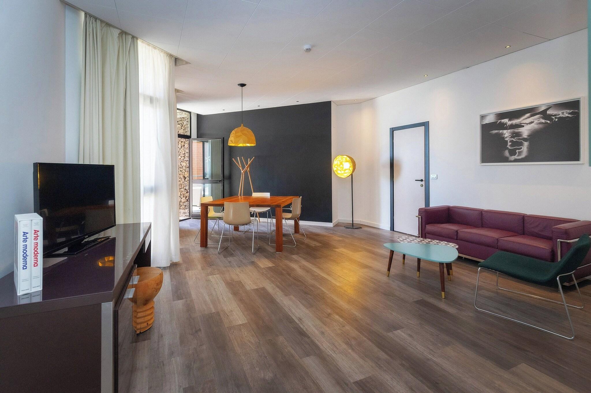 Suite Classic King Bed