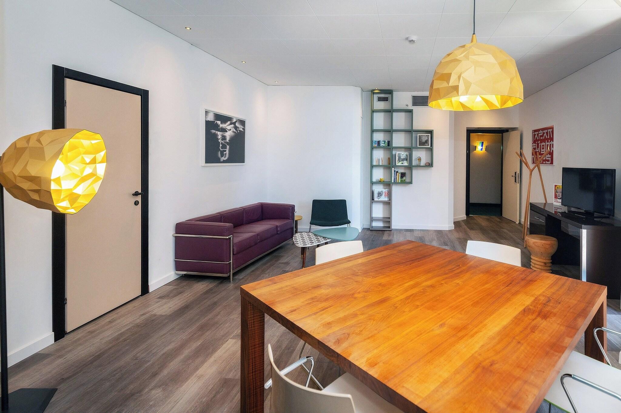 Suite Classic King Bed