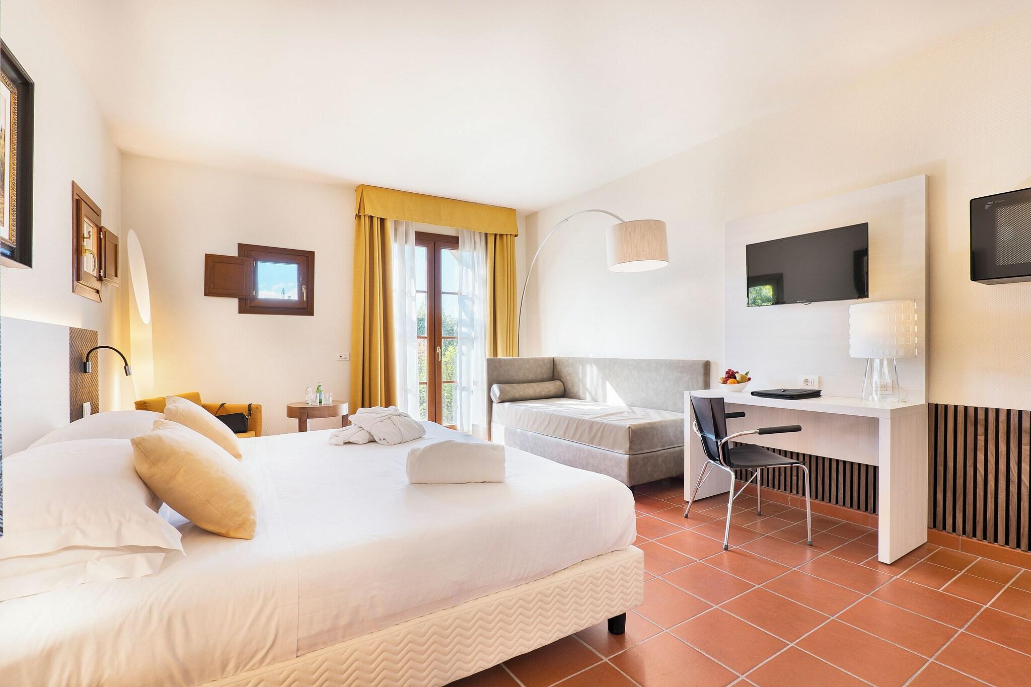 Double Single Superior Queen Bed