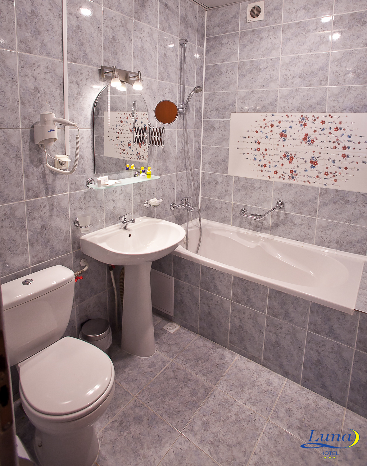 Double or Twin Standard