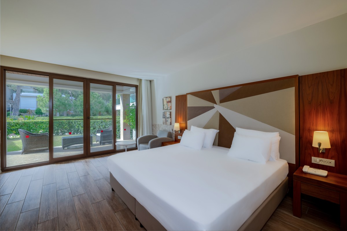 Family Room Lagoon View