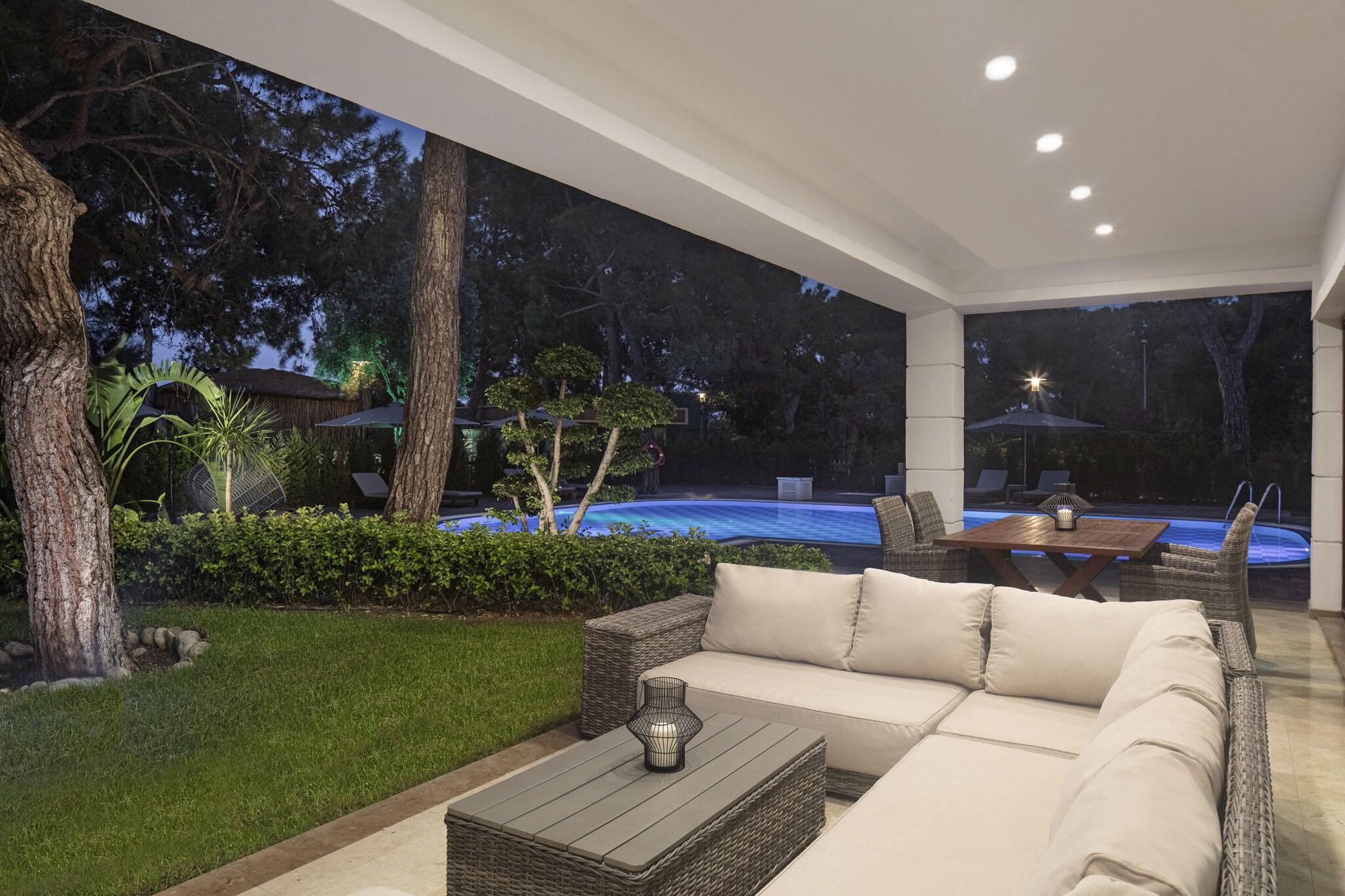 Suite with Private Pool