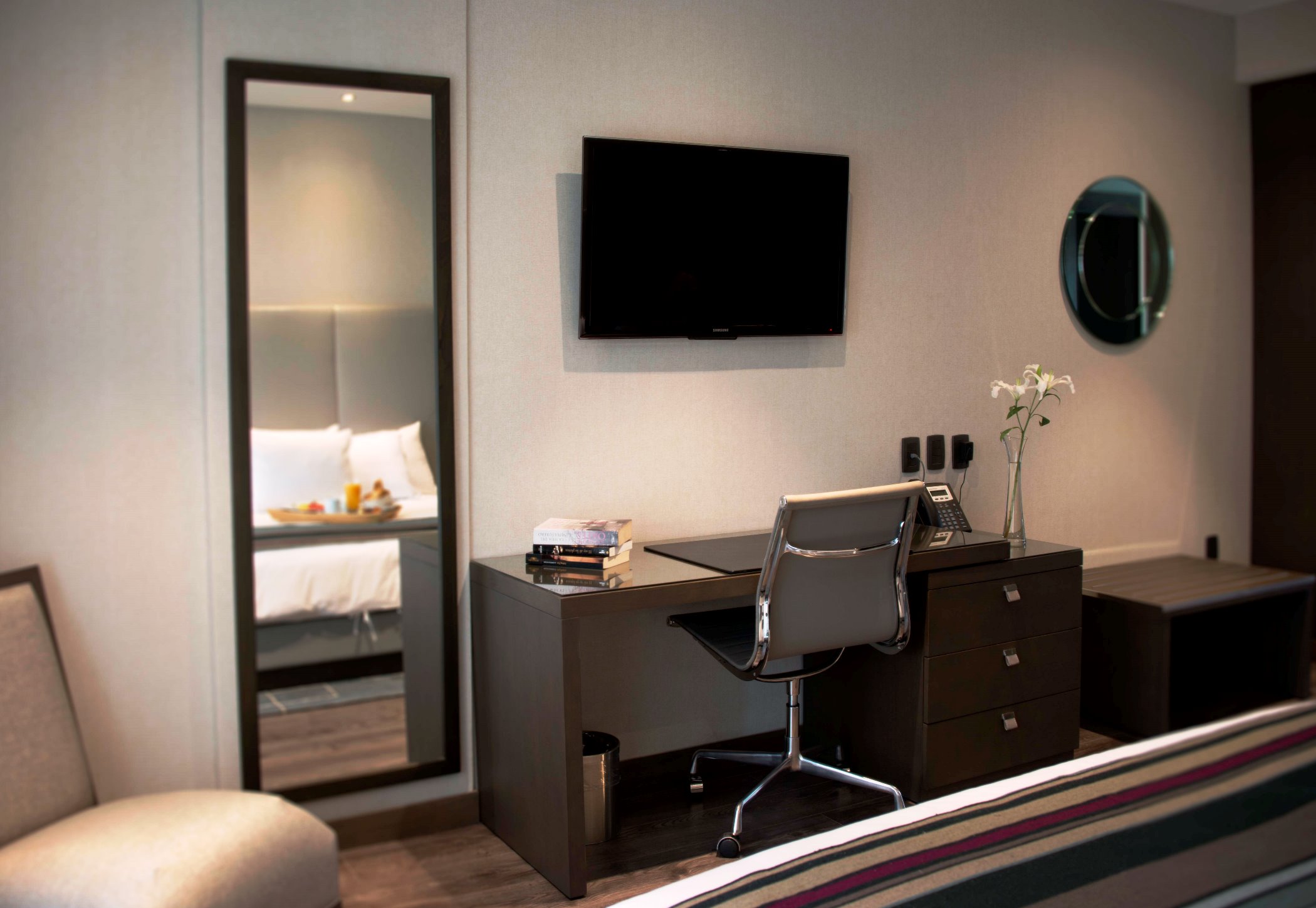 Double Executive King Bed