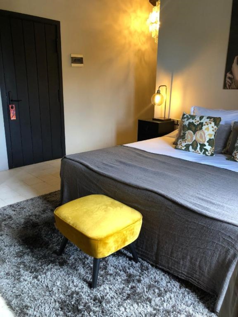 Double or Twin Standard