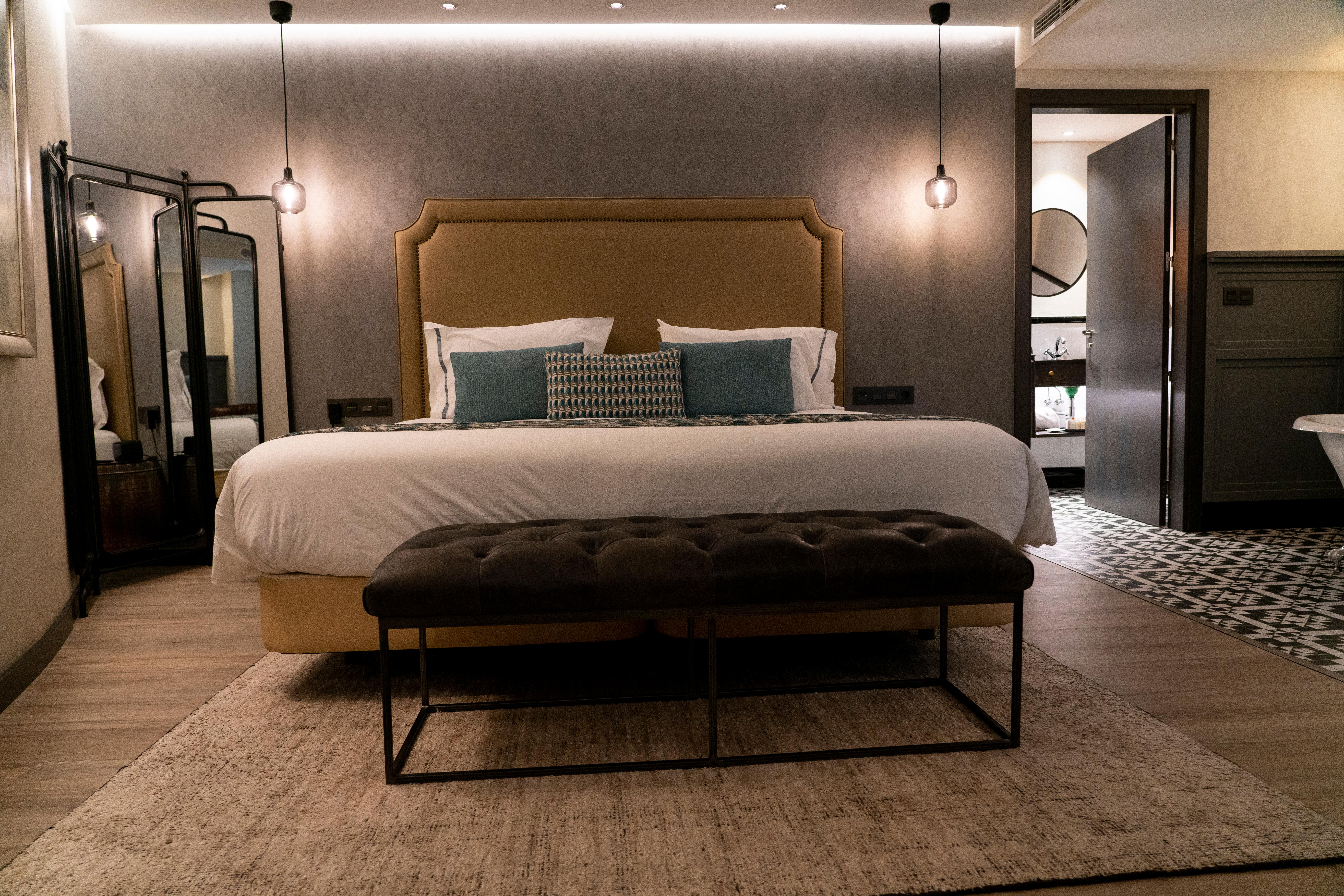 Suite King Bed One Bedroom 