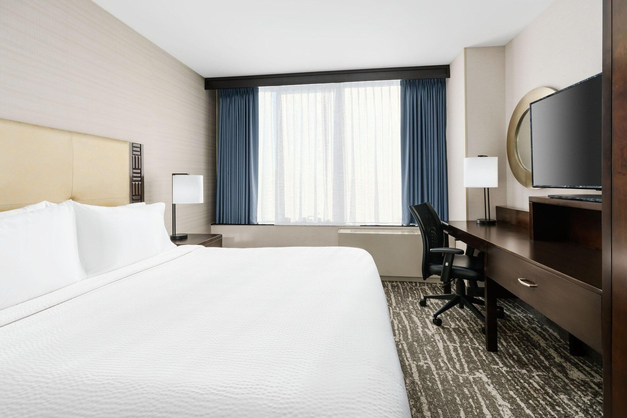 Double Deluxe King Bed