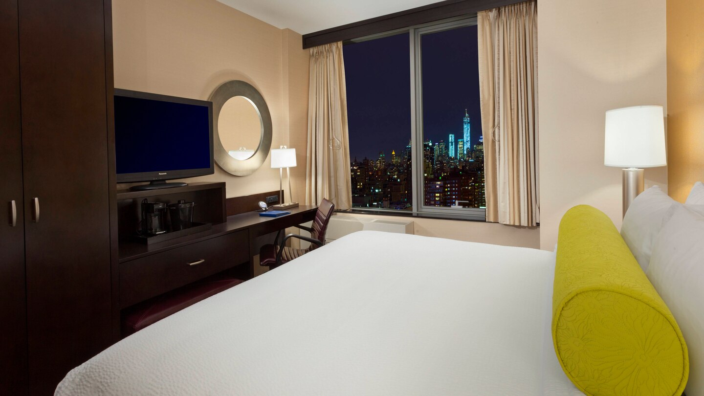 Double City View King Bed