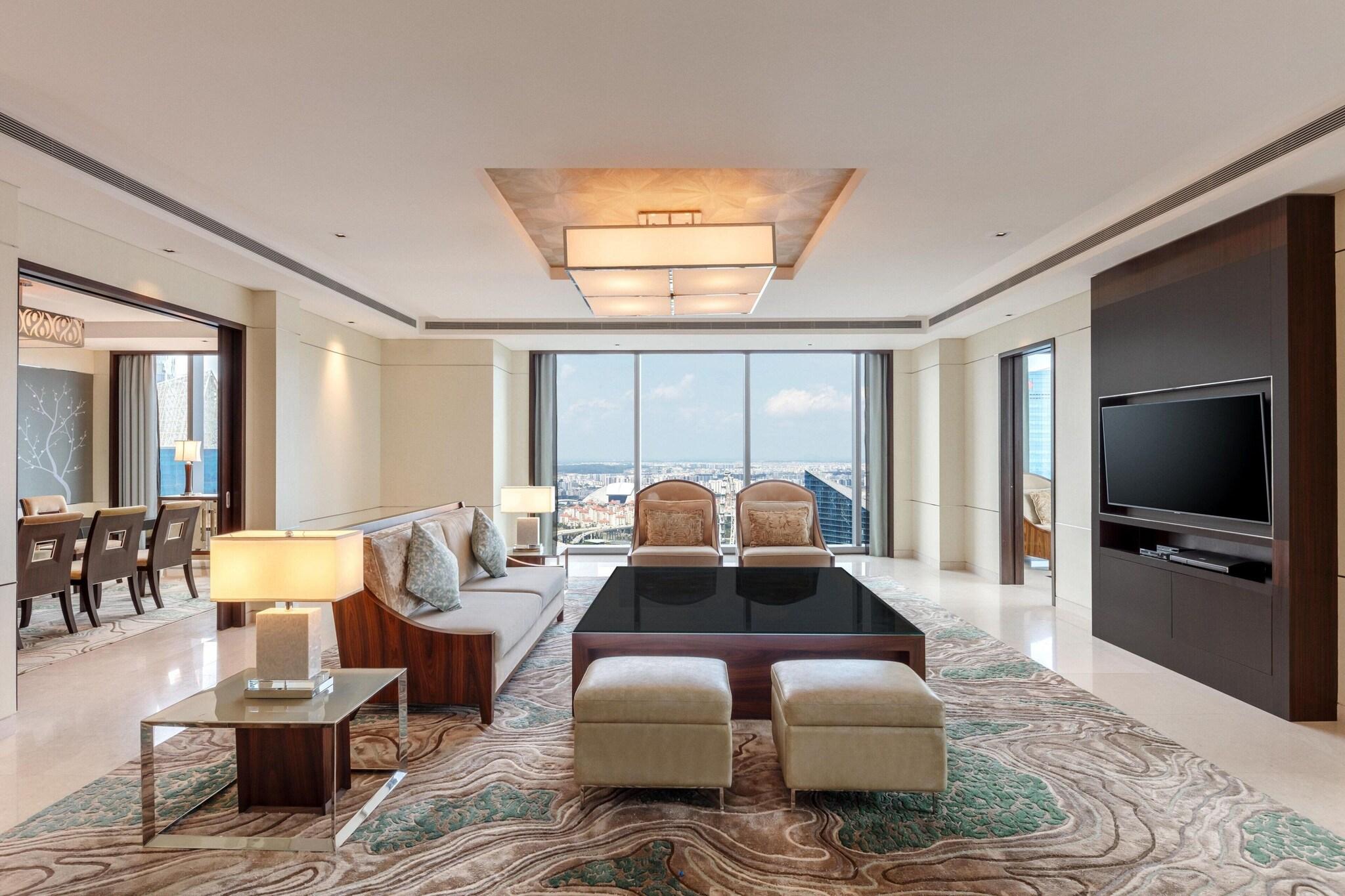 Suite Presidential with Views