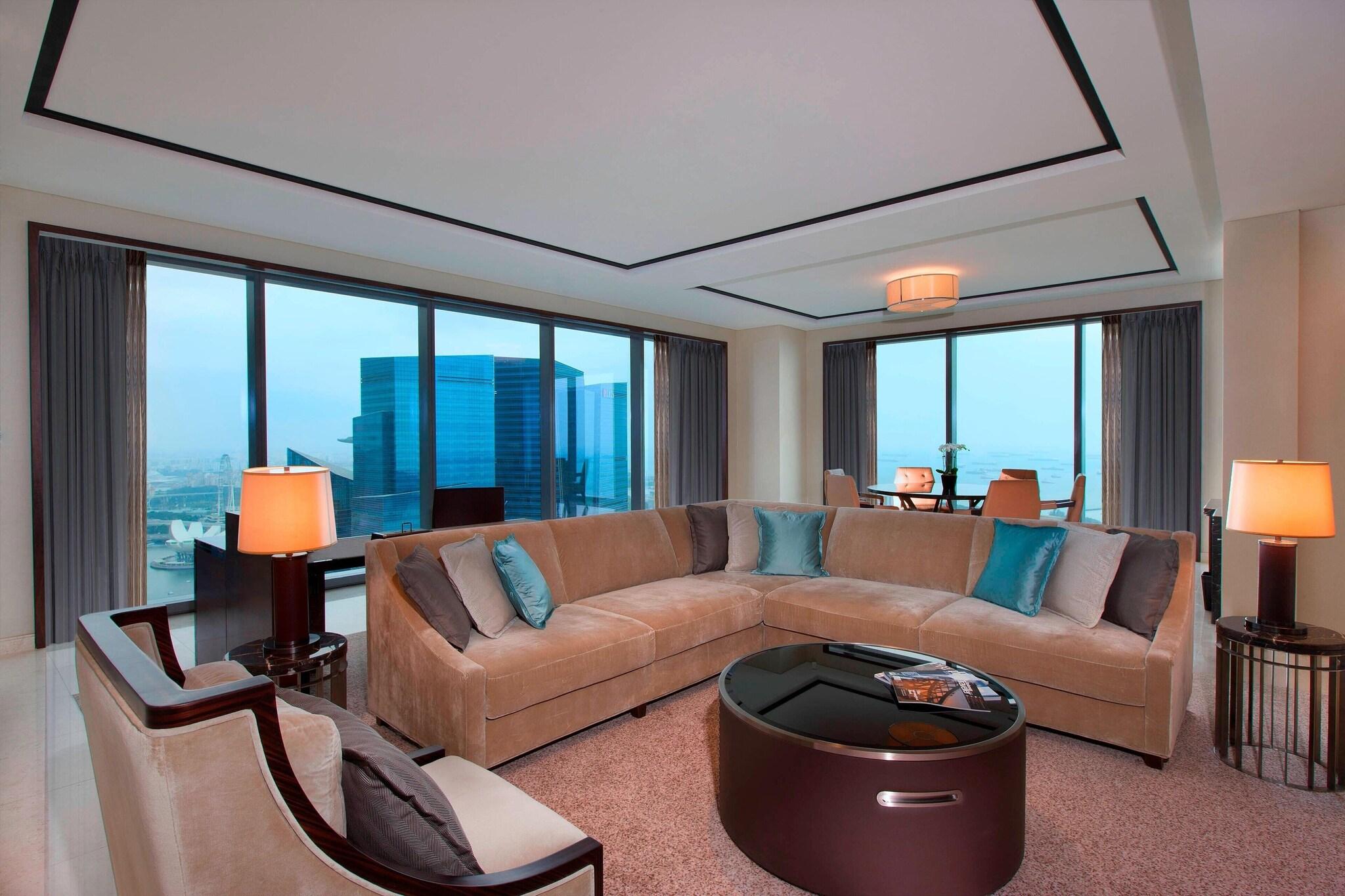 Suite Club Harbour View