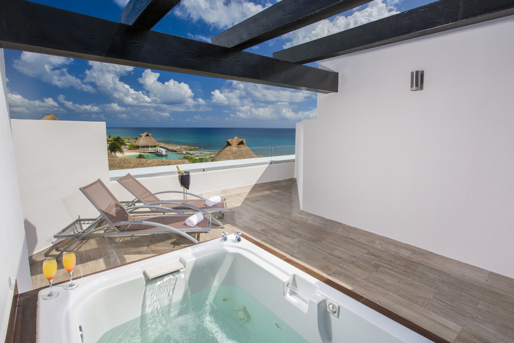 Room One Bedroom with Terrace