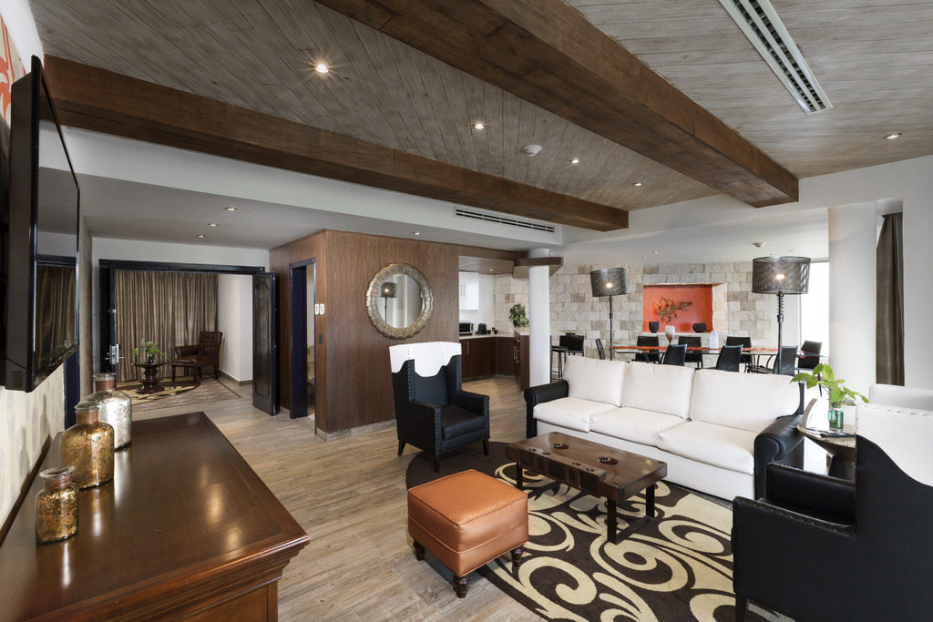 Suite Two Bedrooms with Terrace