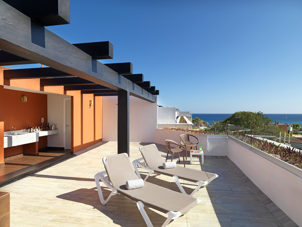 Double Deluxe Two Bedroom