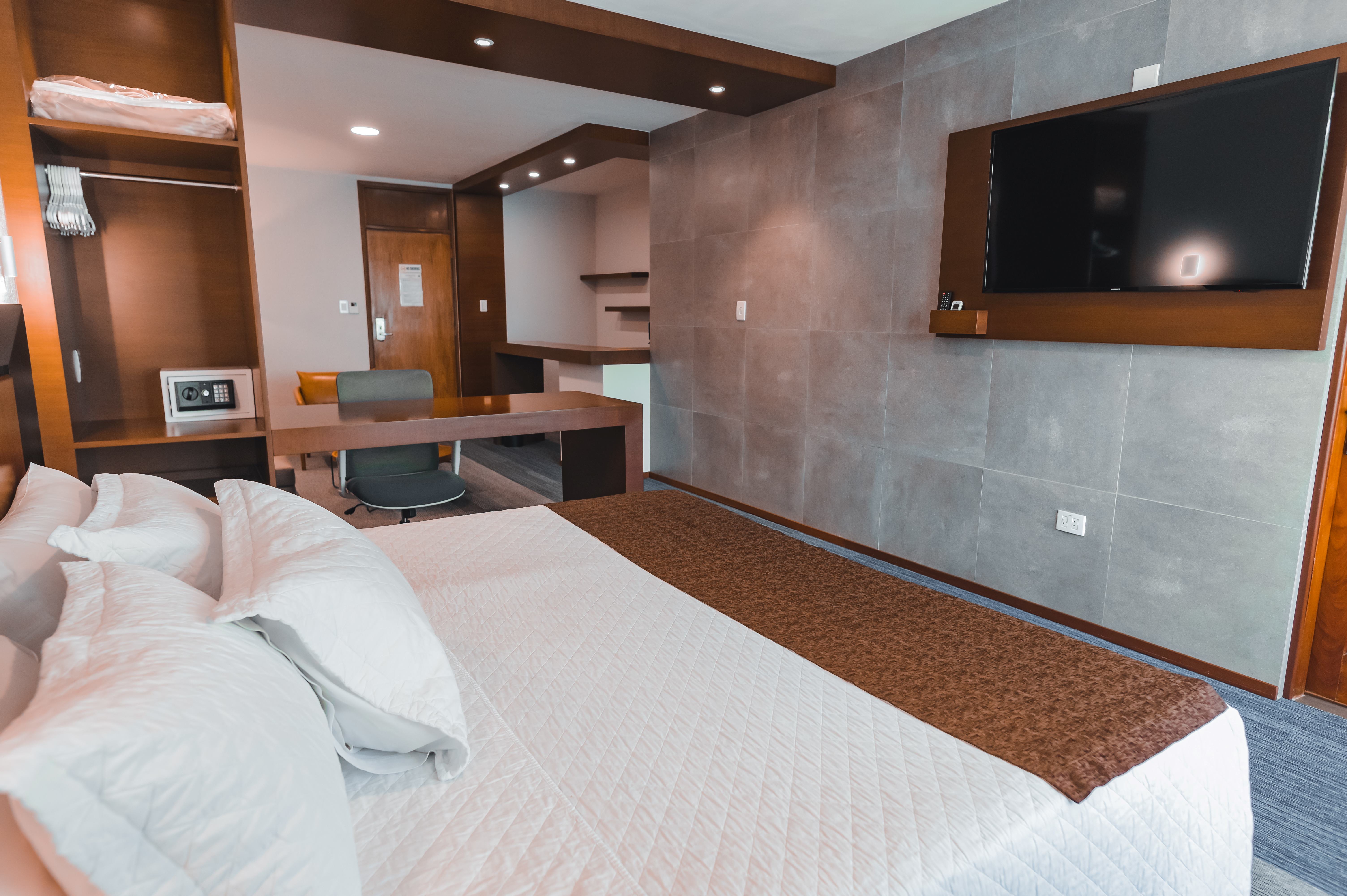 Junior Suite Superior King Bed