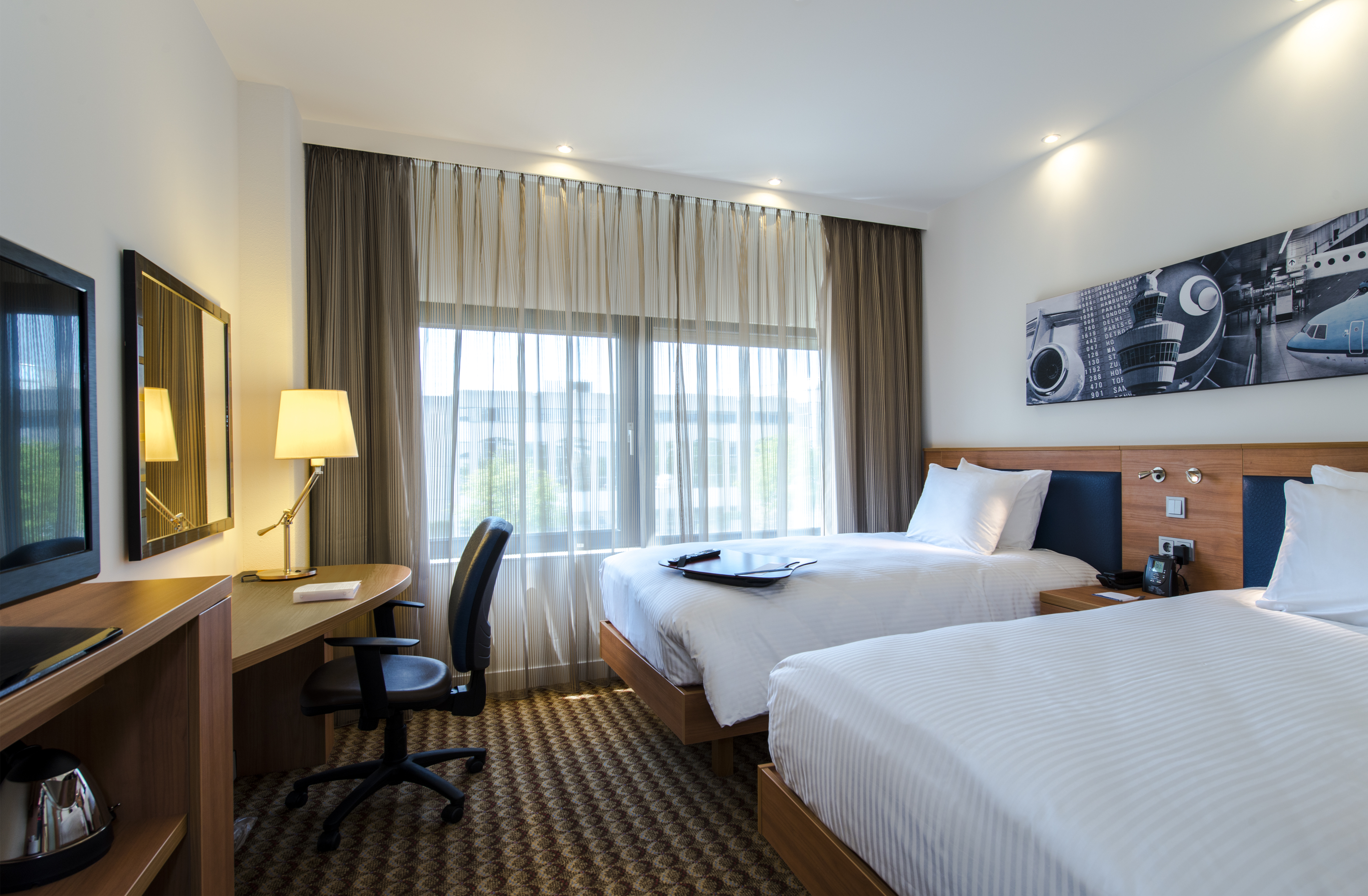 Double Queen Size Bed