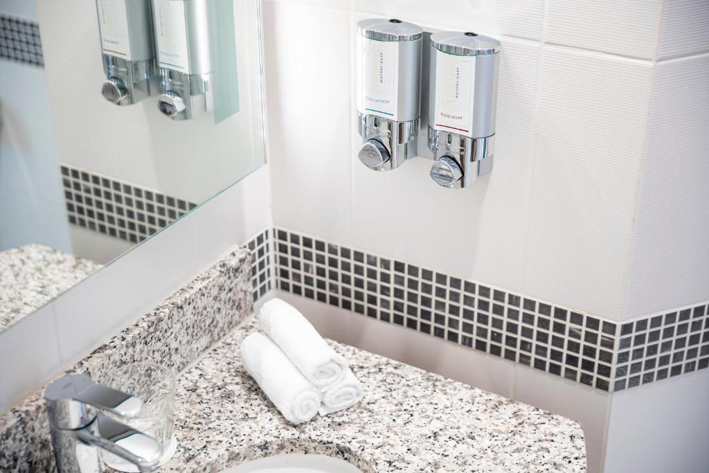 Family Room Connecting Room