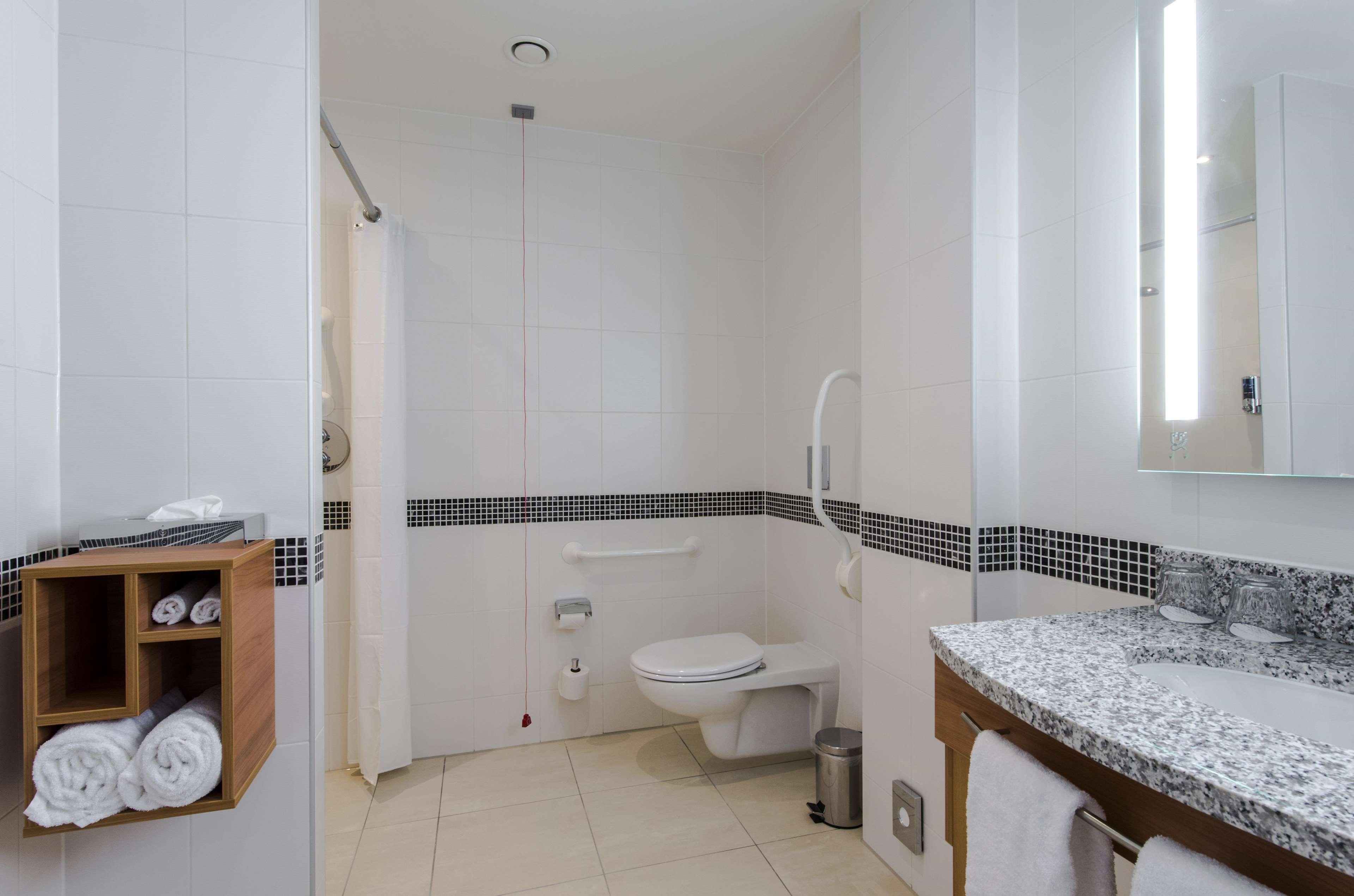 Double Queen Size Bed