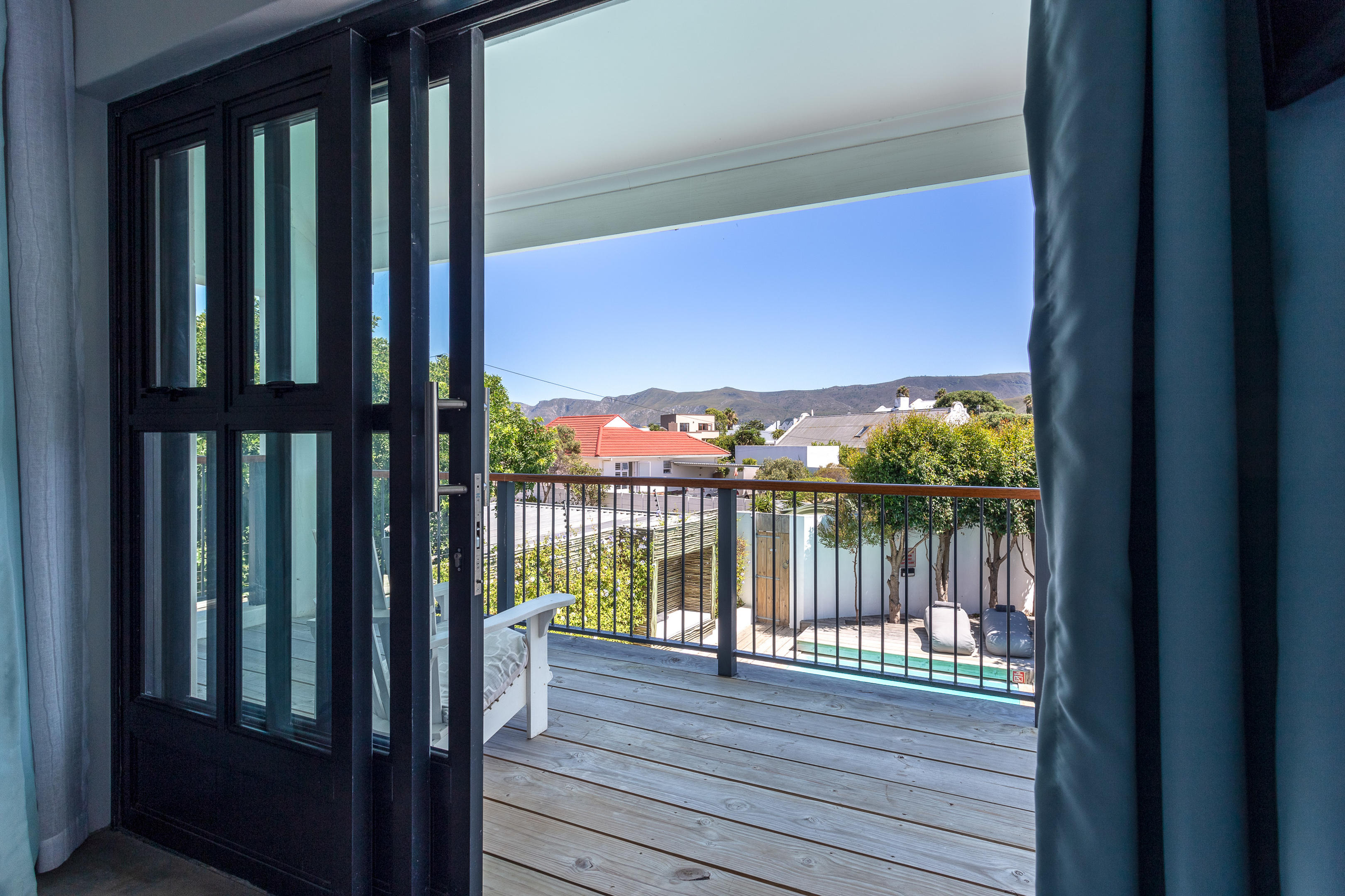 Suite Classic Pool View