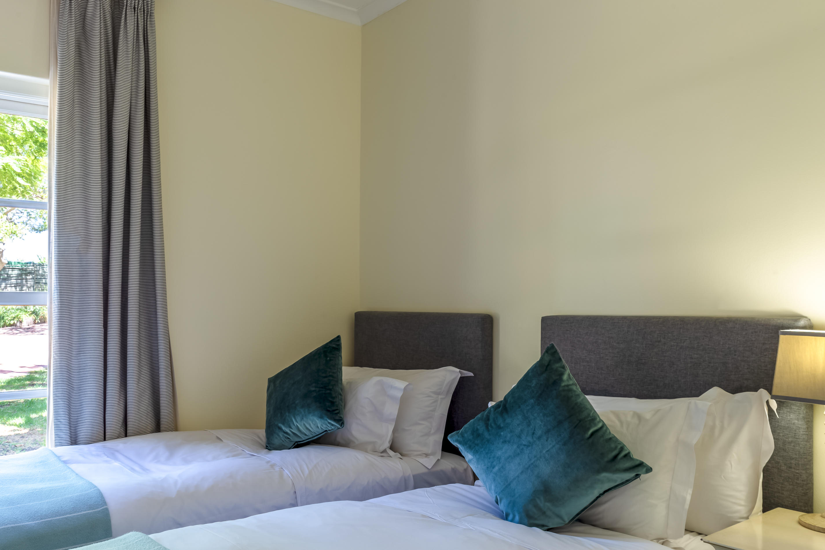 Family Room Garden View