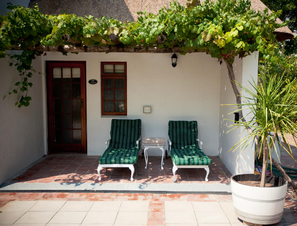 Family Room Garden View