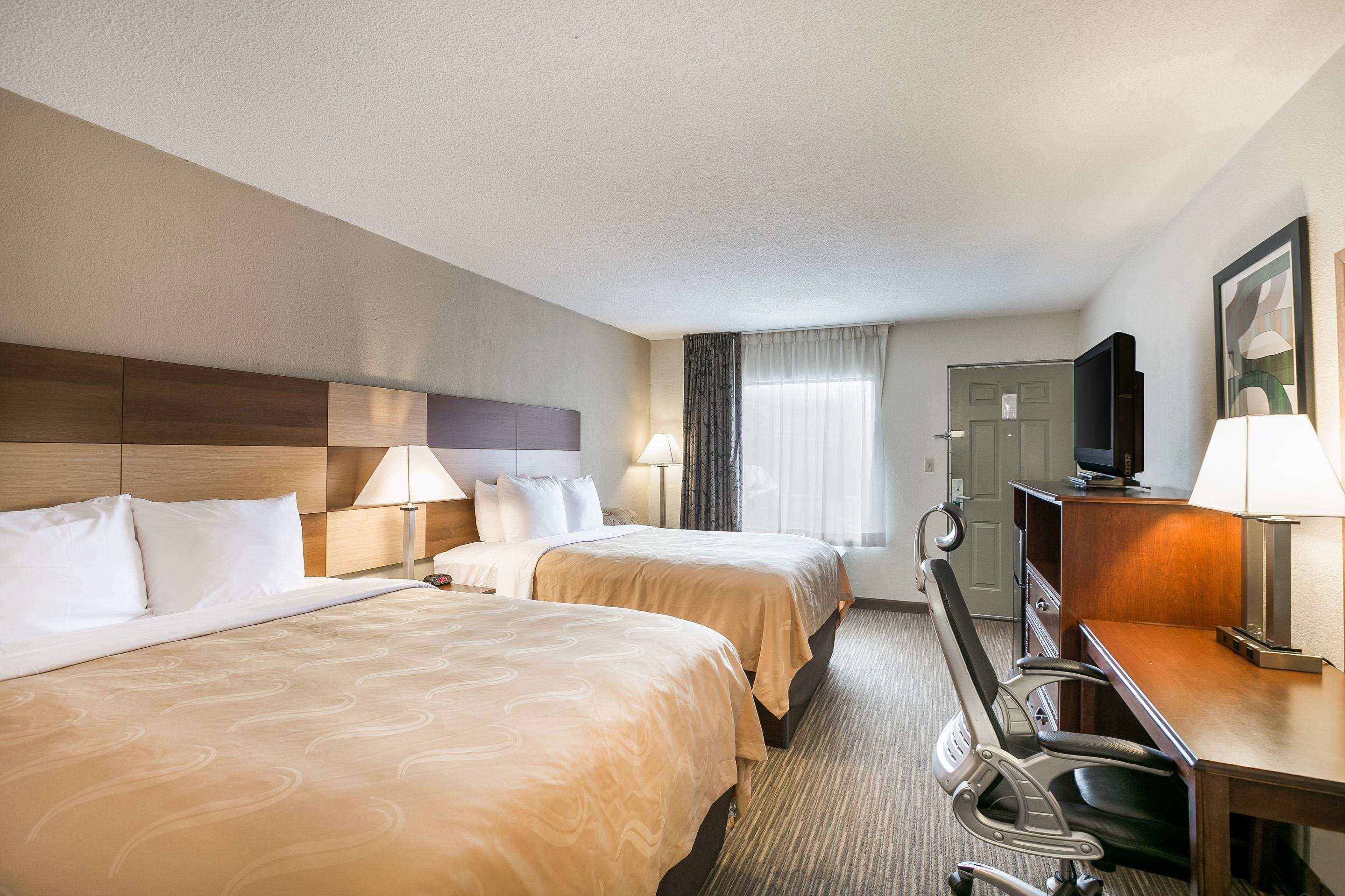 Double Two Queen Beds Non Smoking