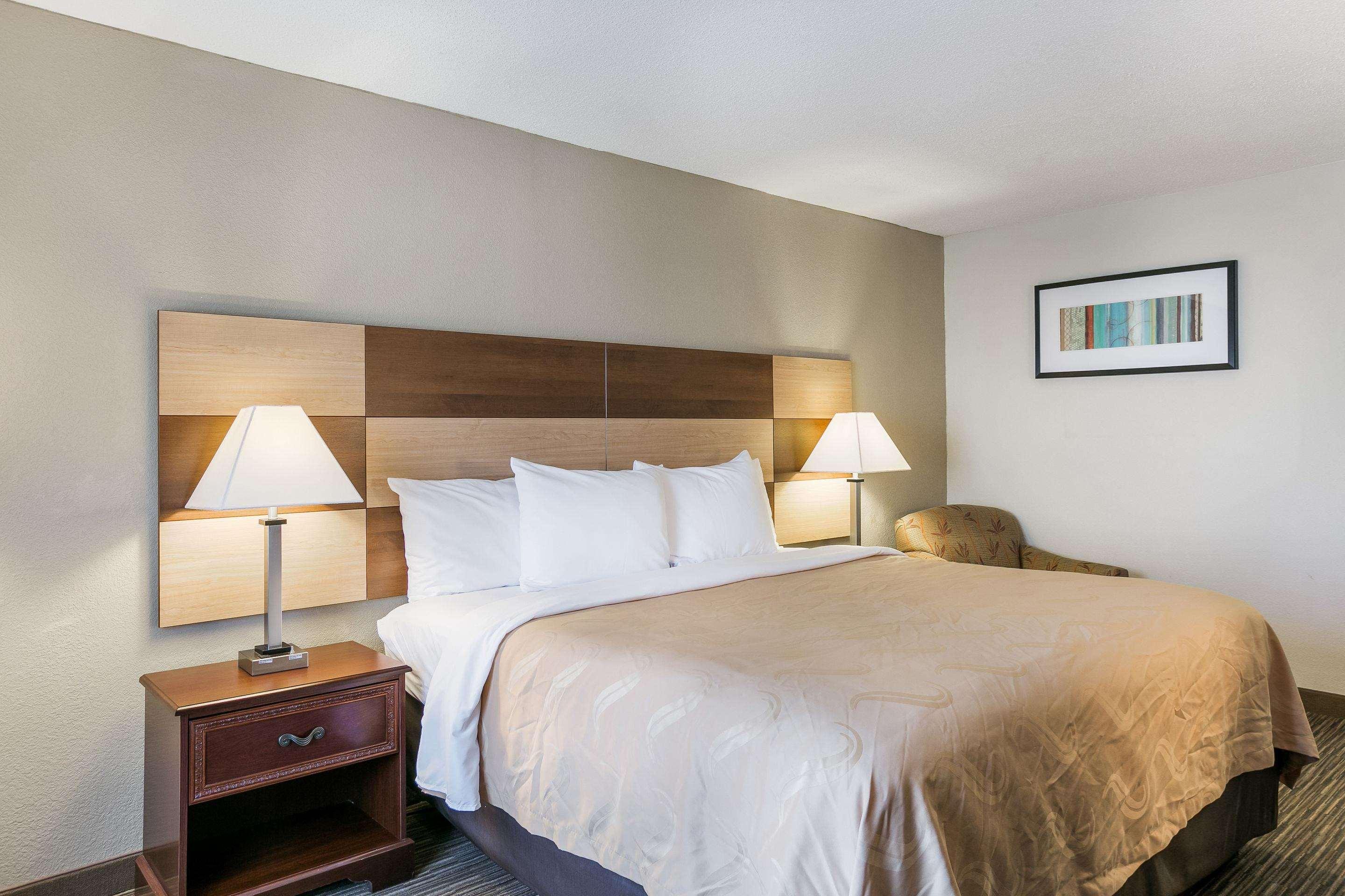 Double King Bed Non Smoking