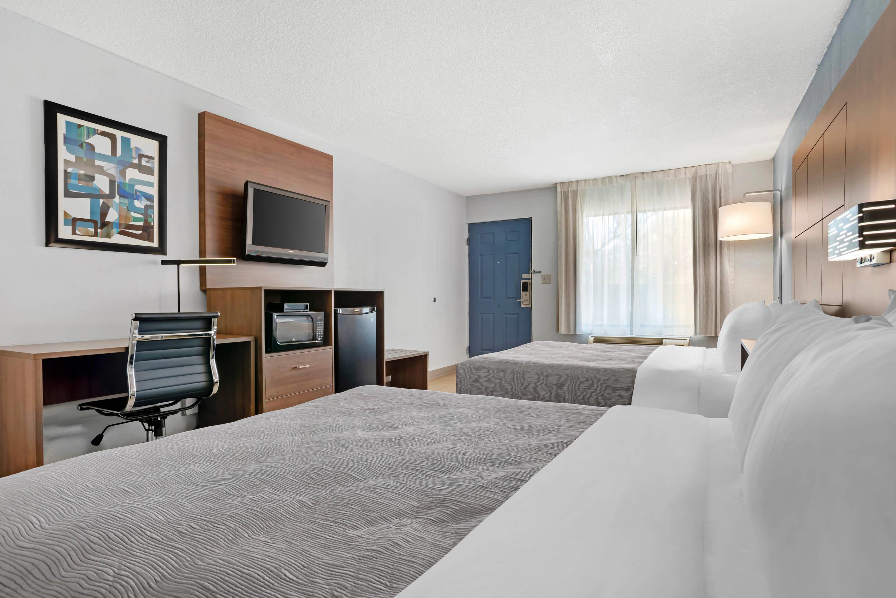 Double Two Queen Beds