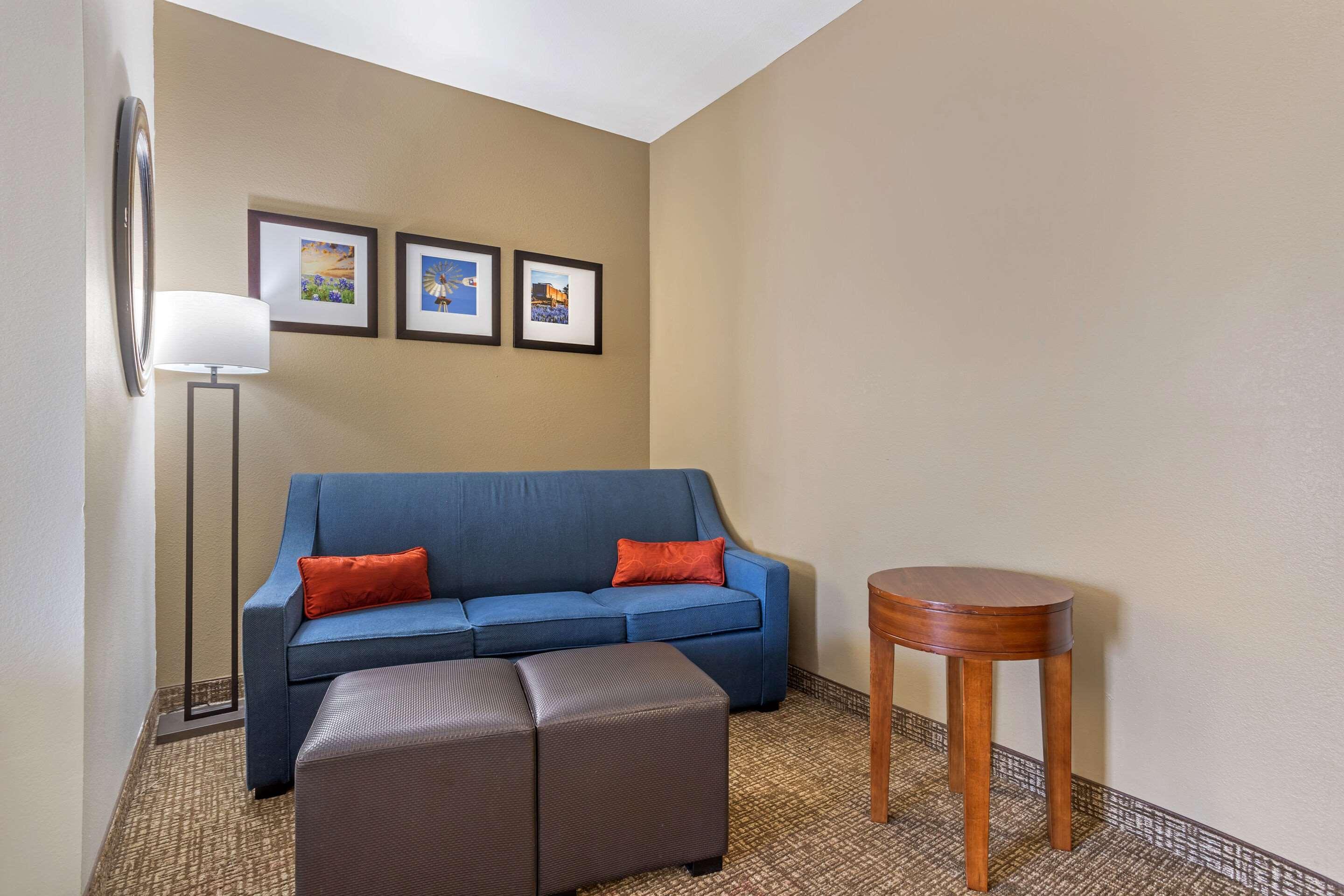 Suite Two Queen Beds