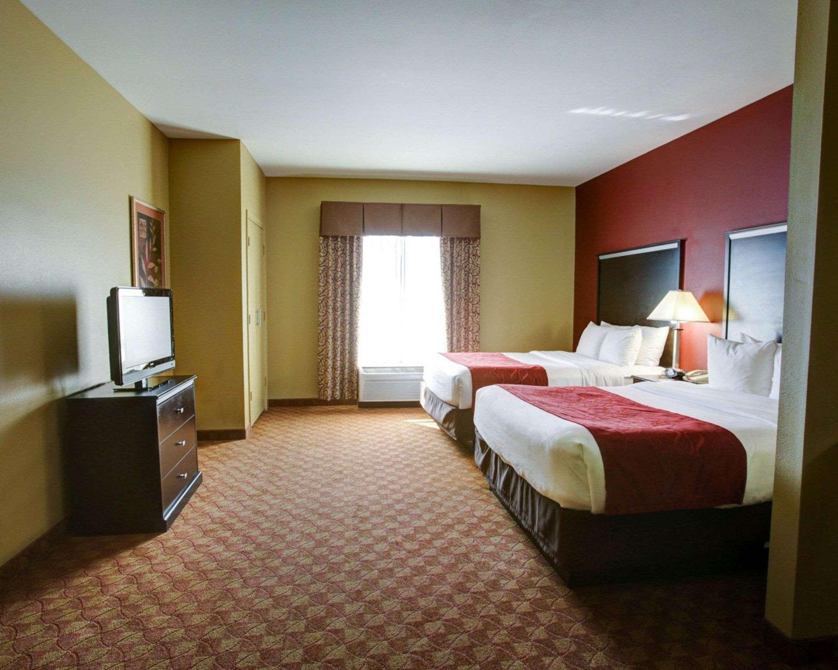 Suite Two Queen Beds Non Smoking