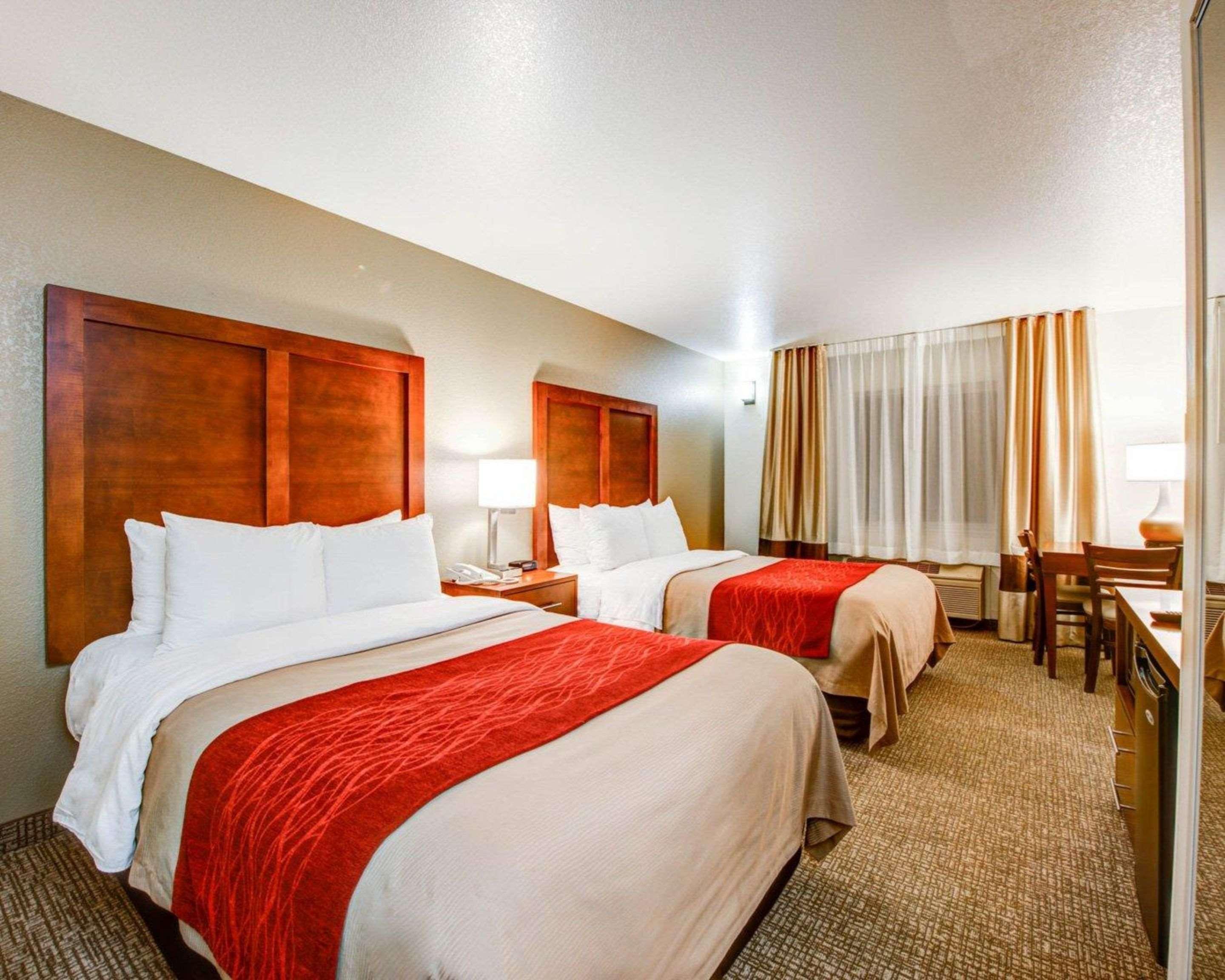 Double Two Double Beds Non Smoking