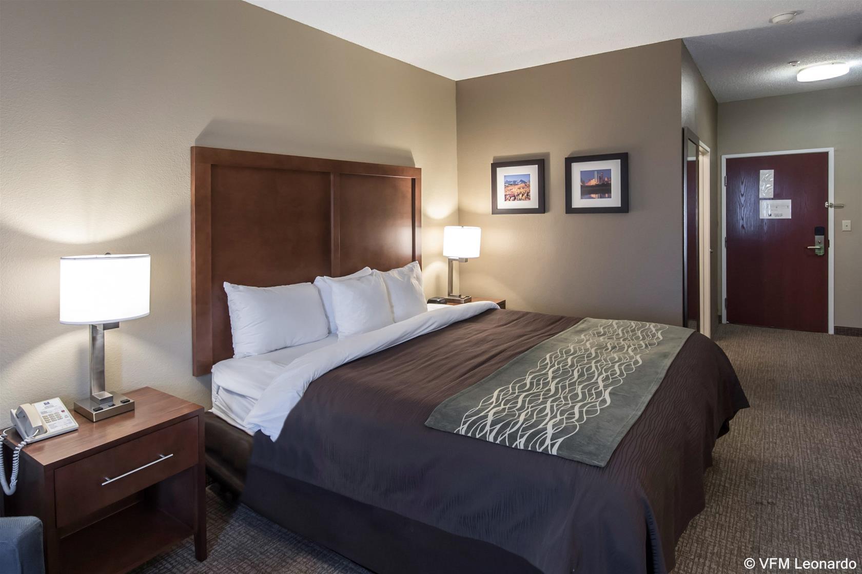 Suite Two Queen Beds Non Smoking