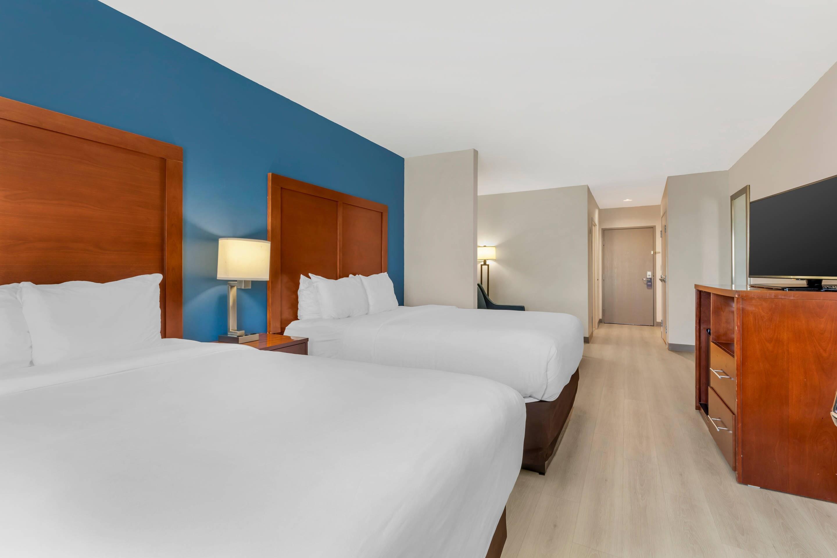 Suite Two Queen Beds