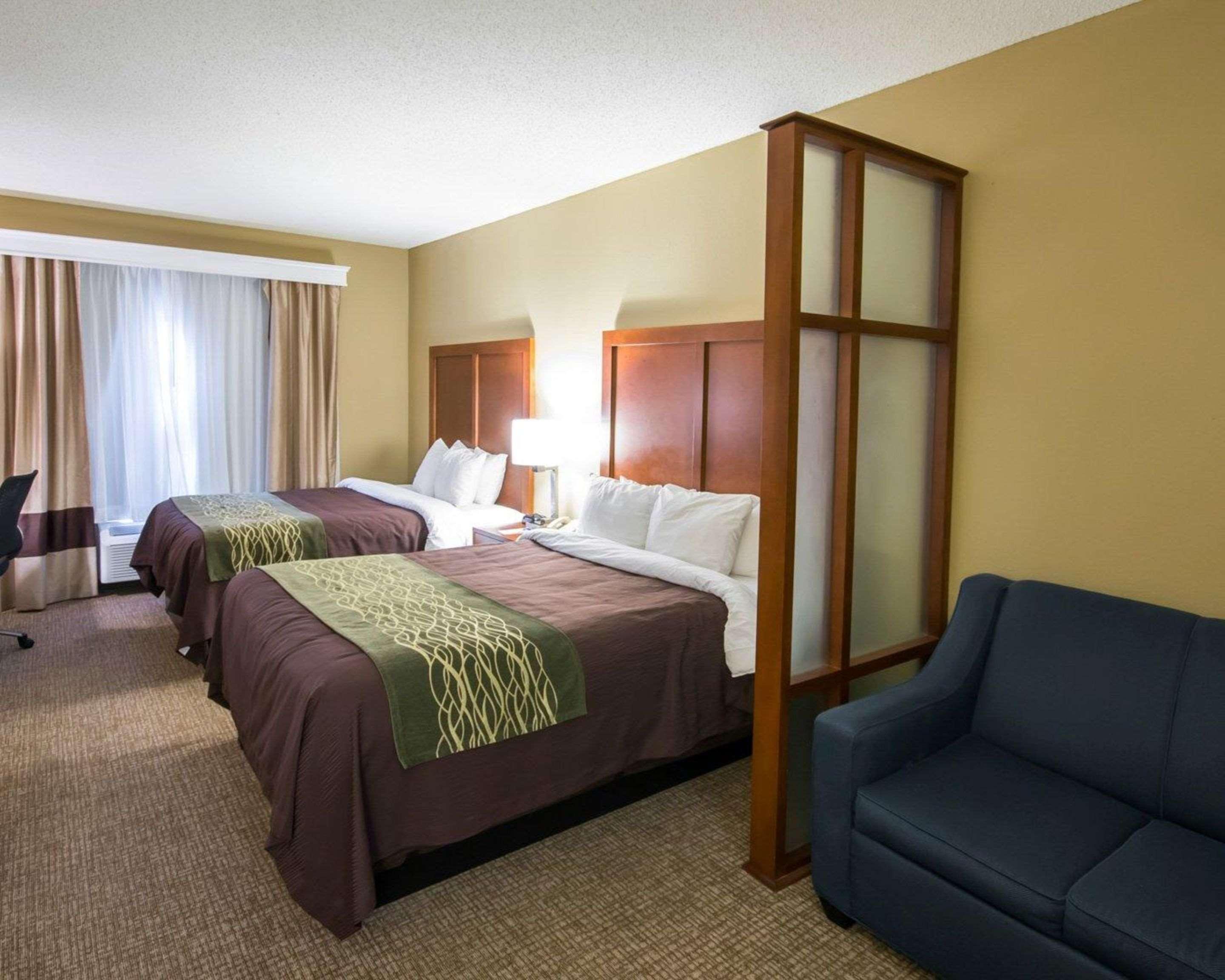 Suite Two Queen Beds