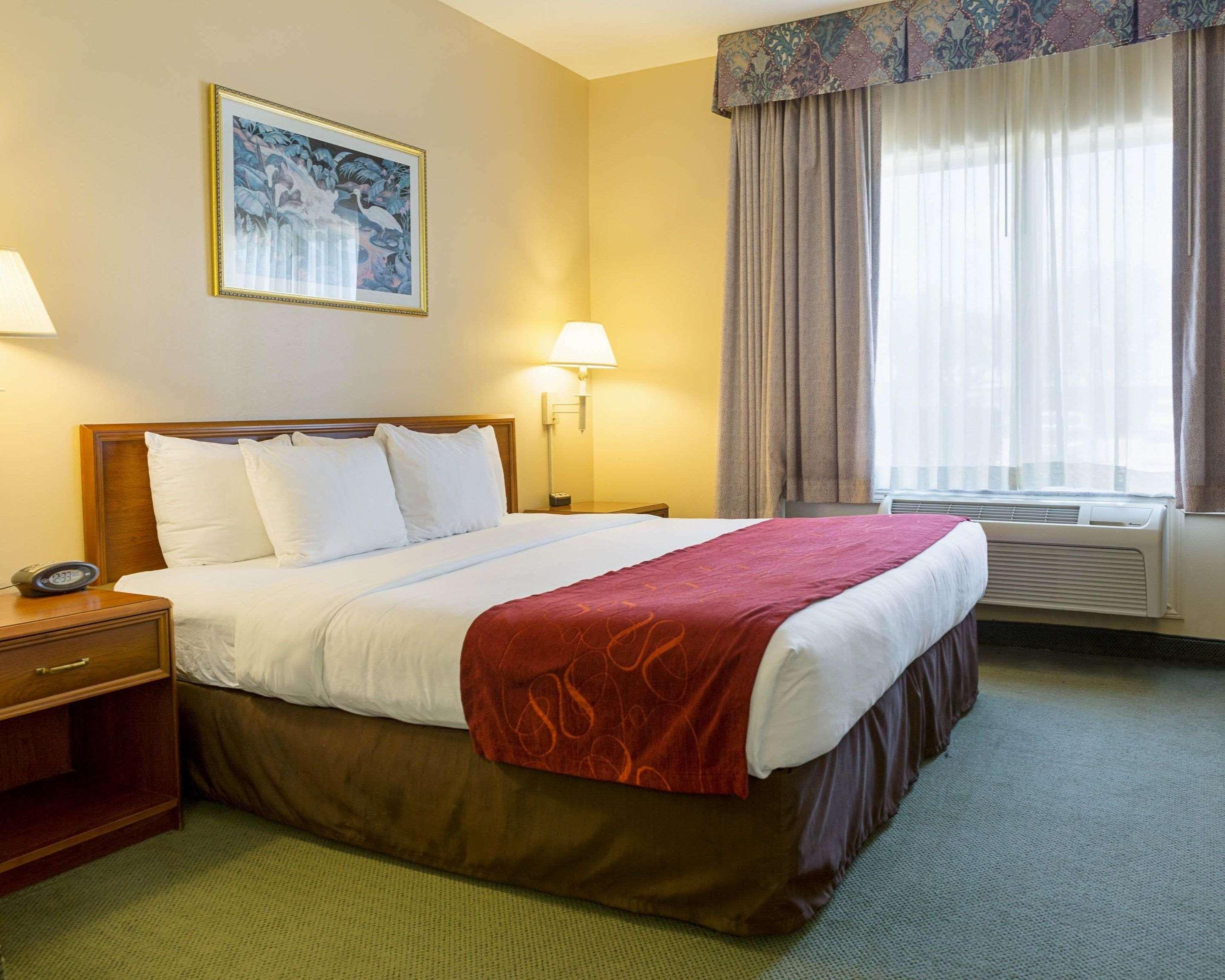 Suite Two Queen Beds Non Smoking