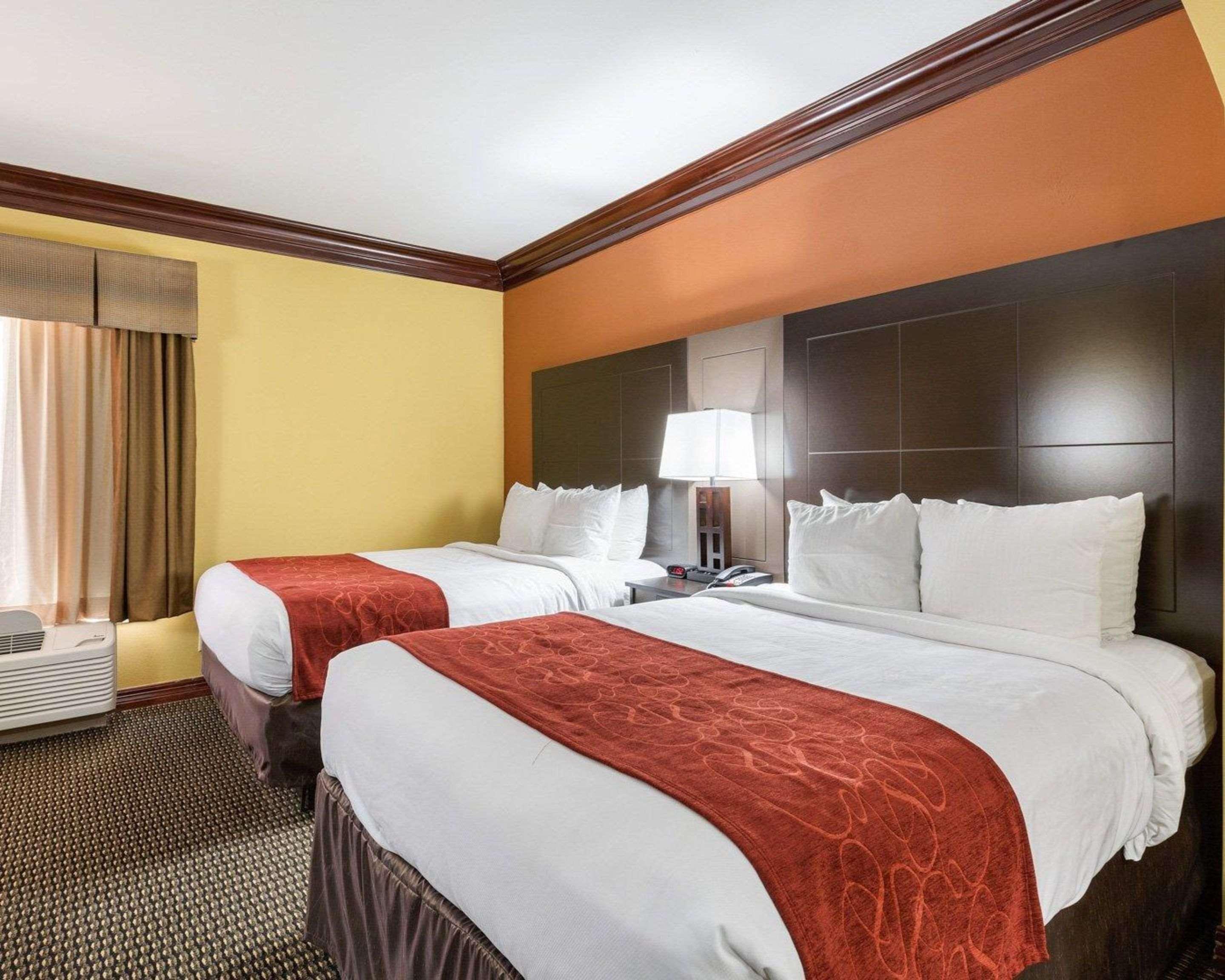 Suite Two Queen Beds