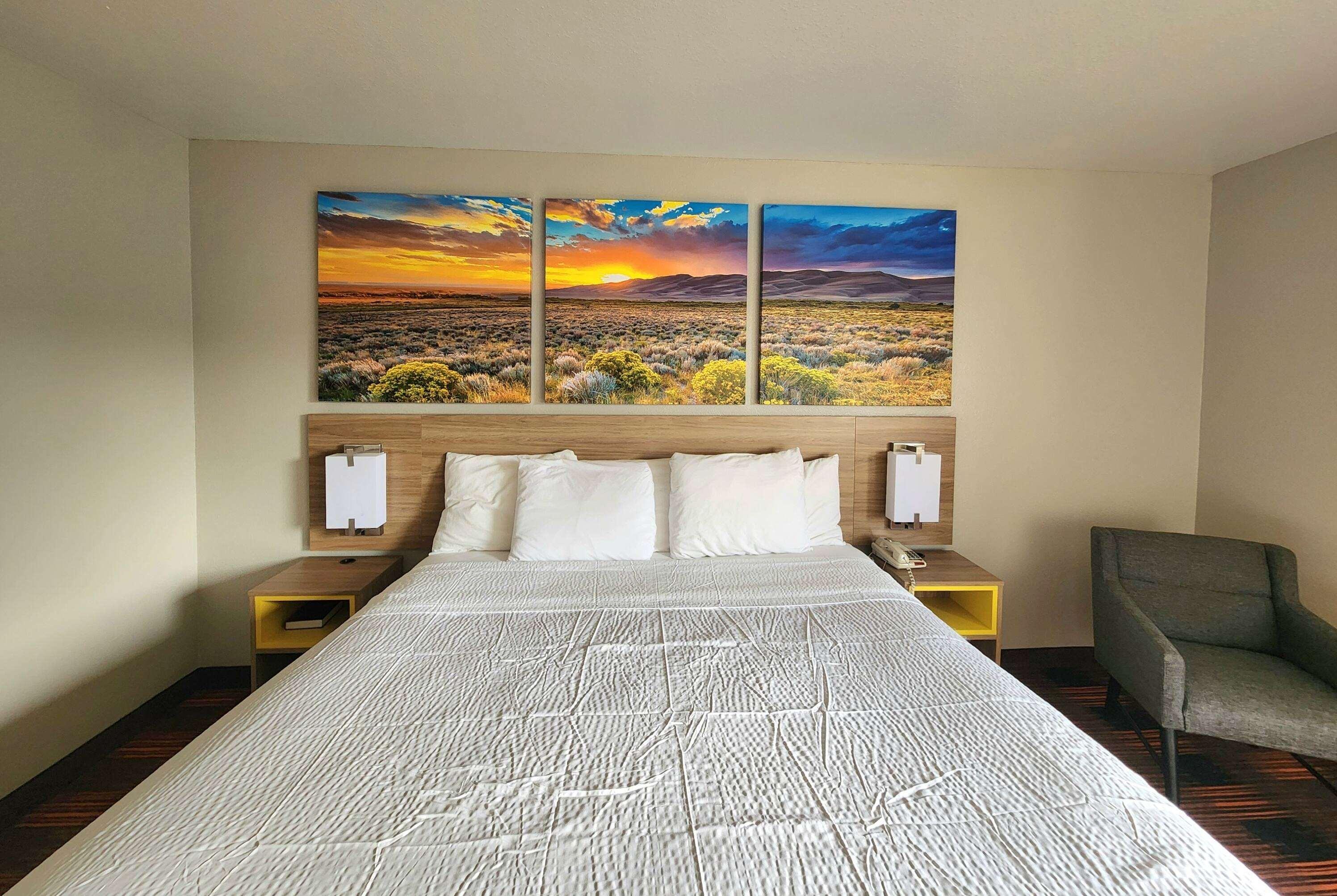 Room King Bed Non Smoking