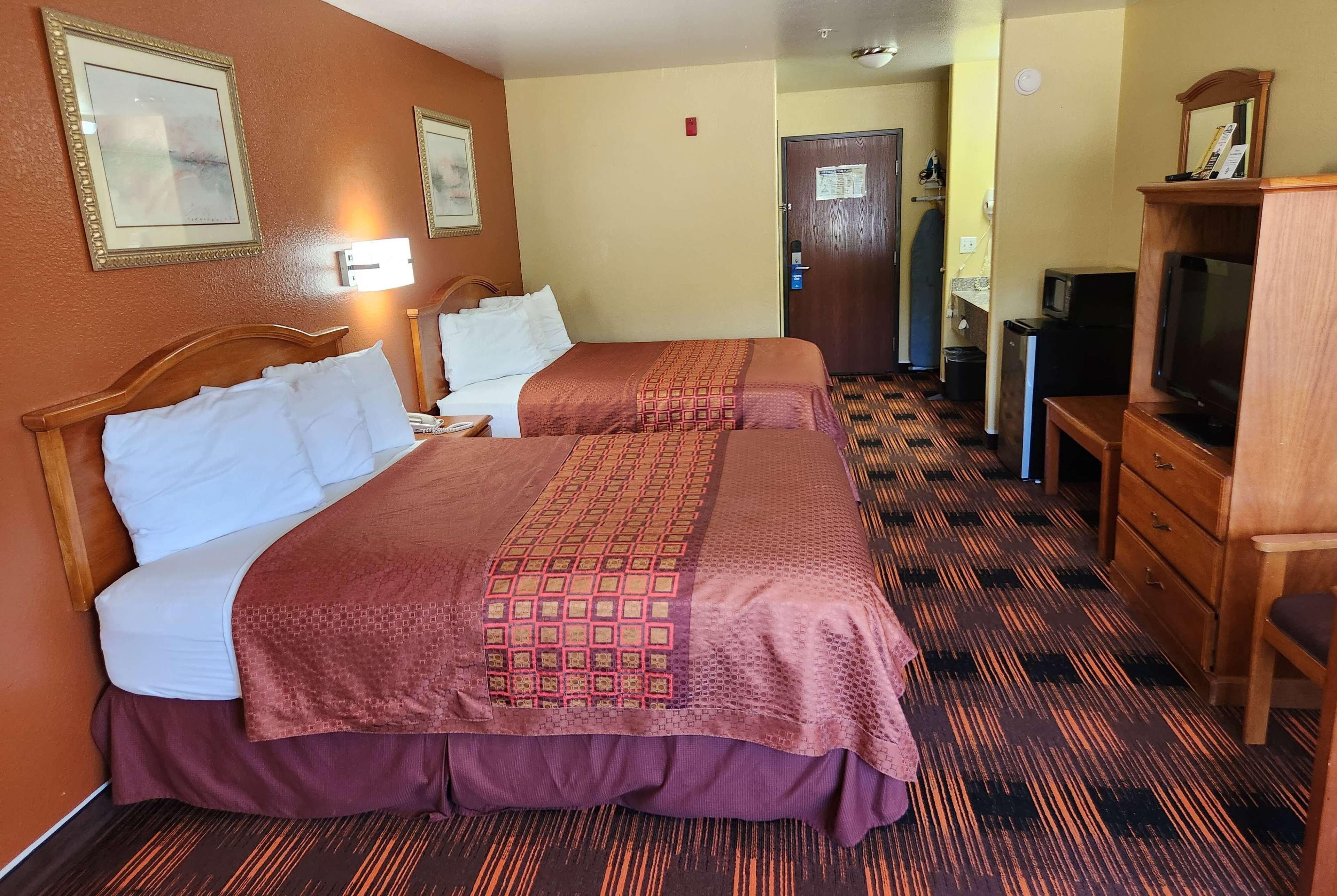 Room Two Queen Beds Non Smoking