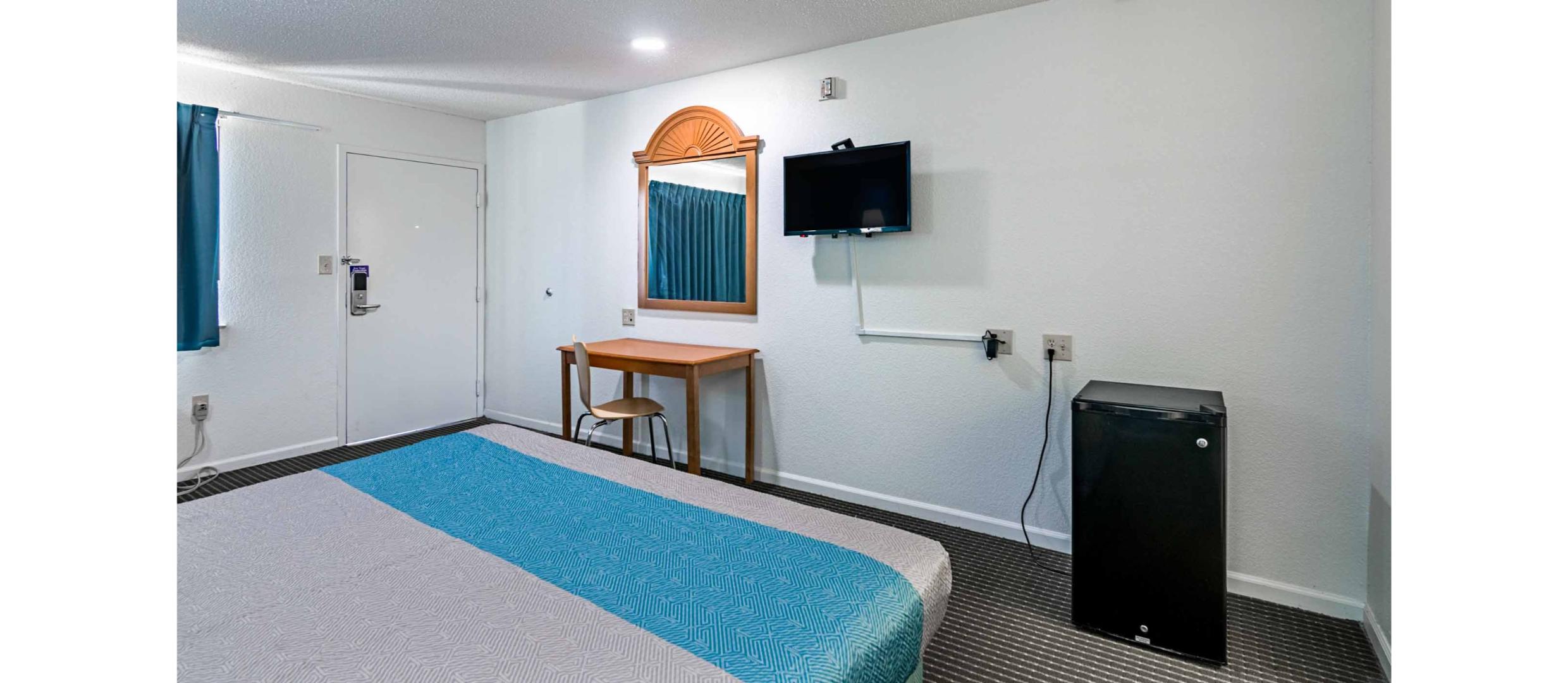 Room Accessible King Size Bed