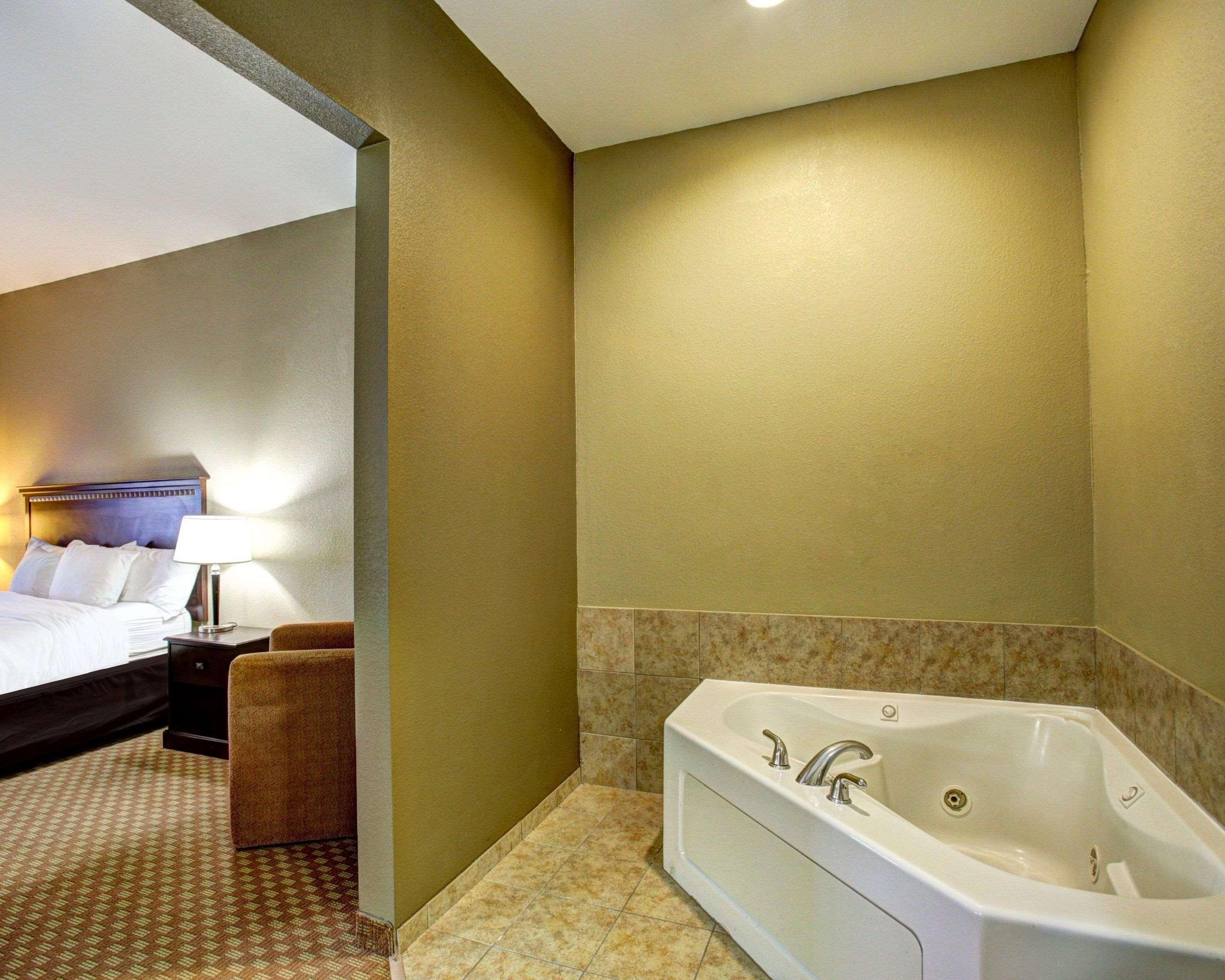 Suite King Bed Non Smoking