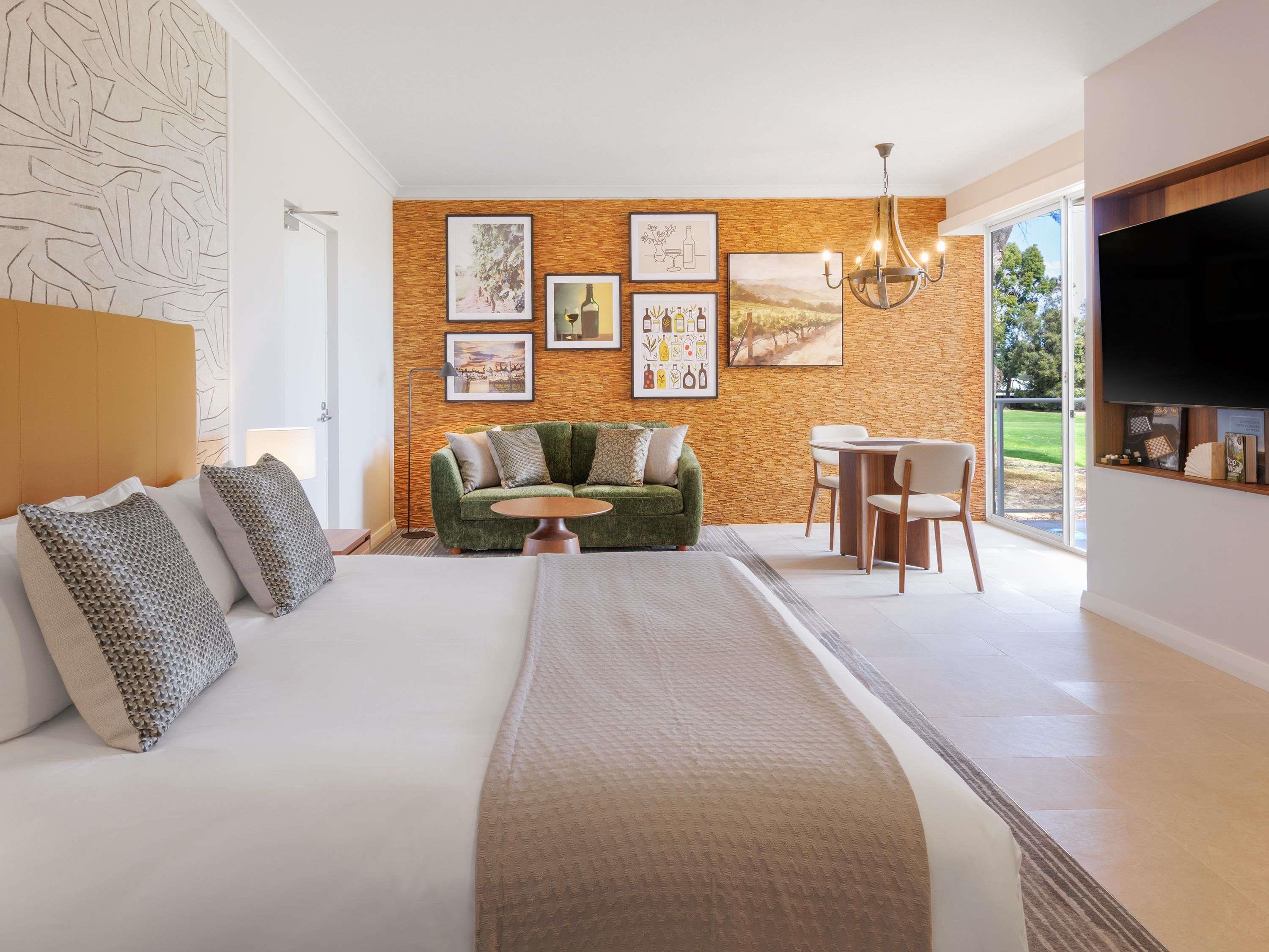 Studio King Size Bed