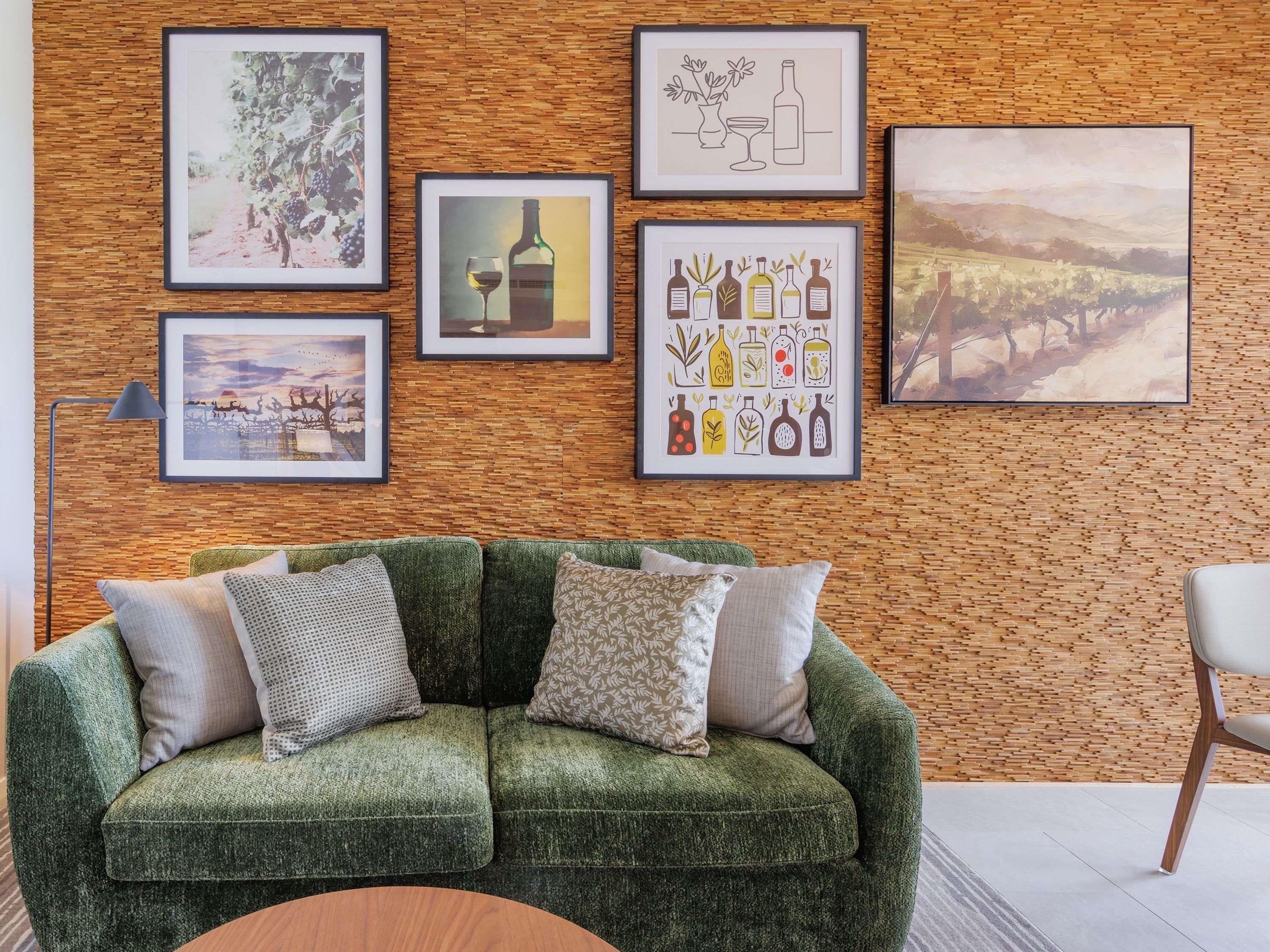 Studio King Size Bed