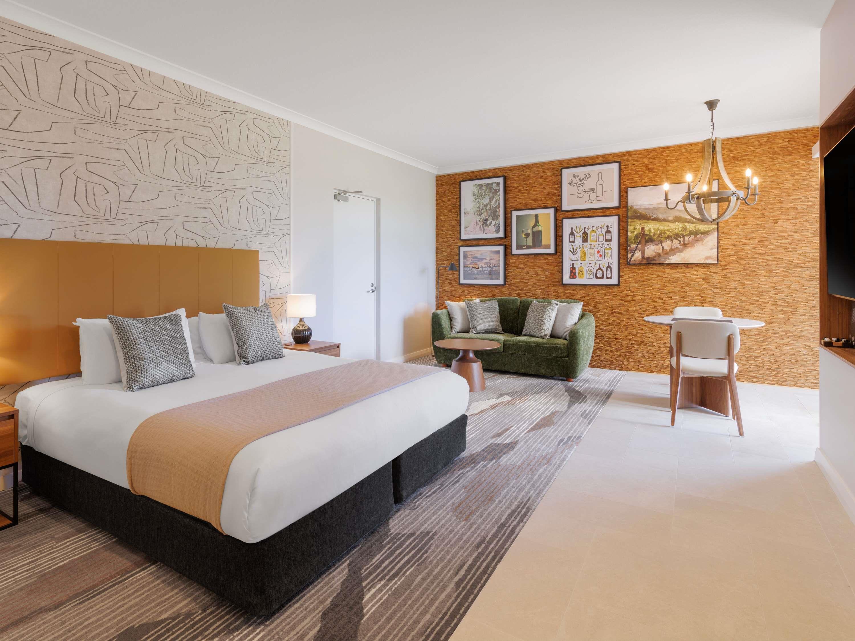 Studio King Size Bed