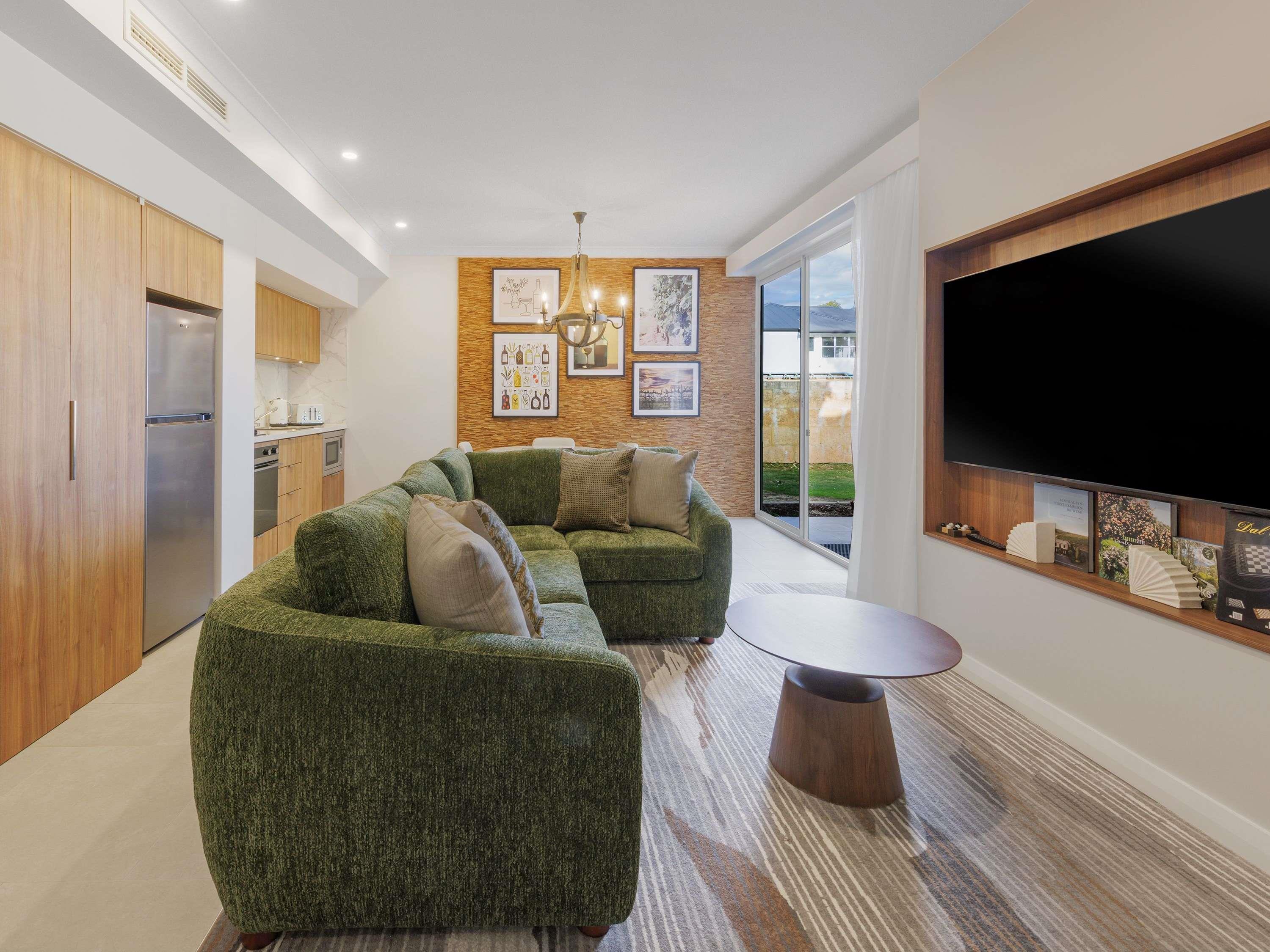 Apartment King Bed One Bedroom 