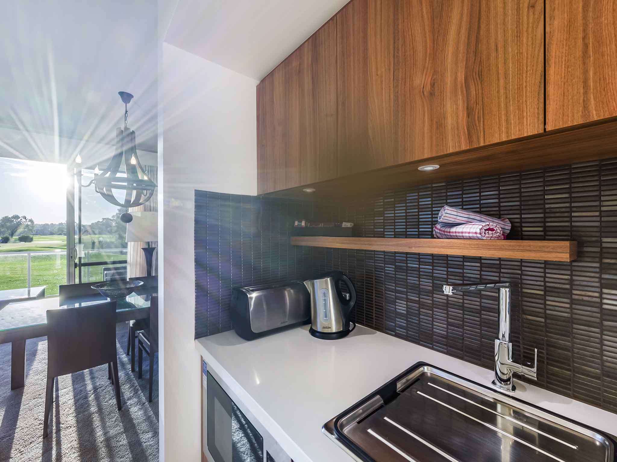 Apartment King Bed One Bedroom 