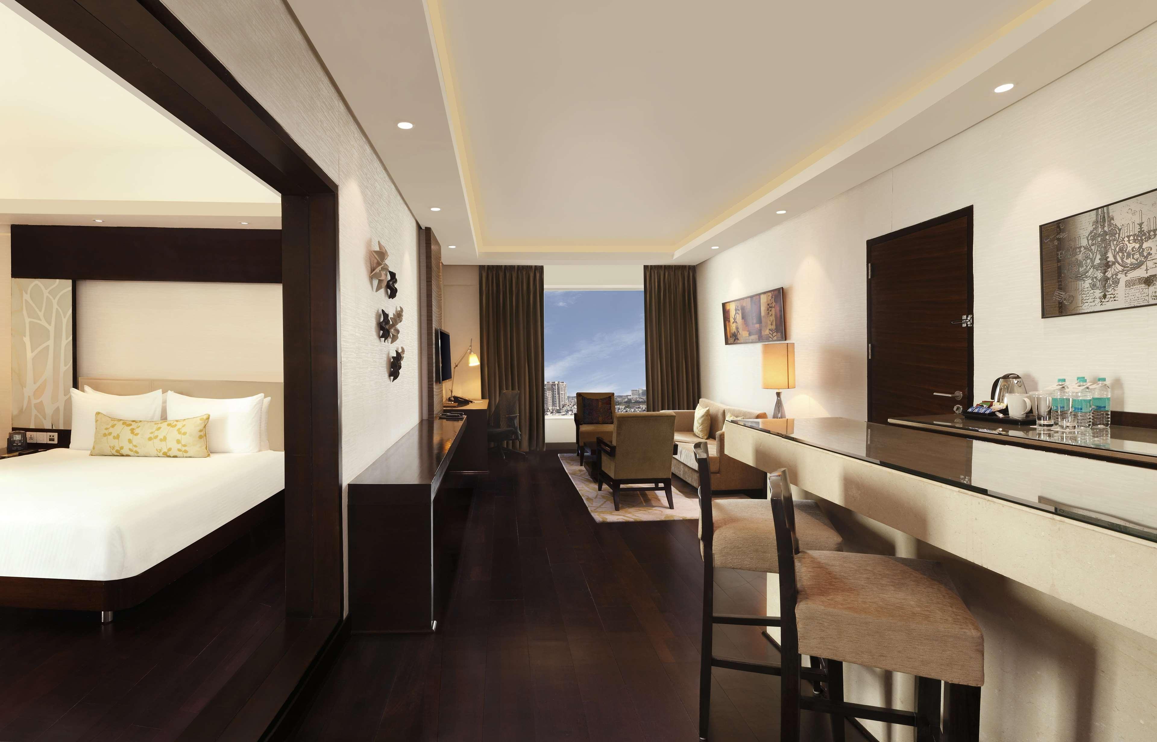 Suite King Bed One Bedroom 