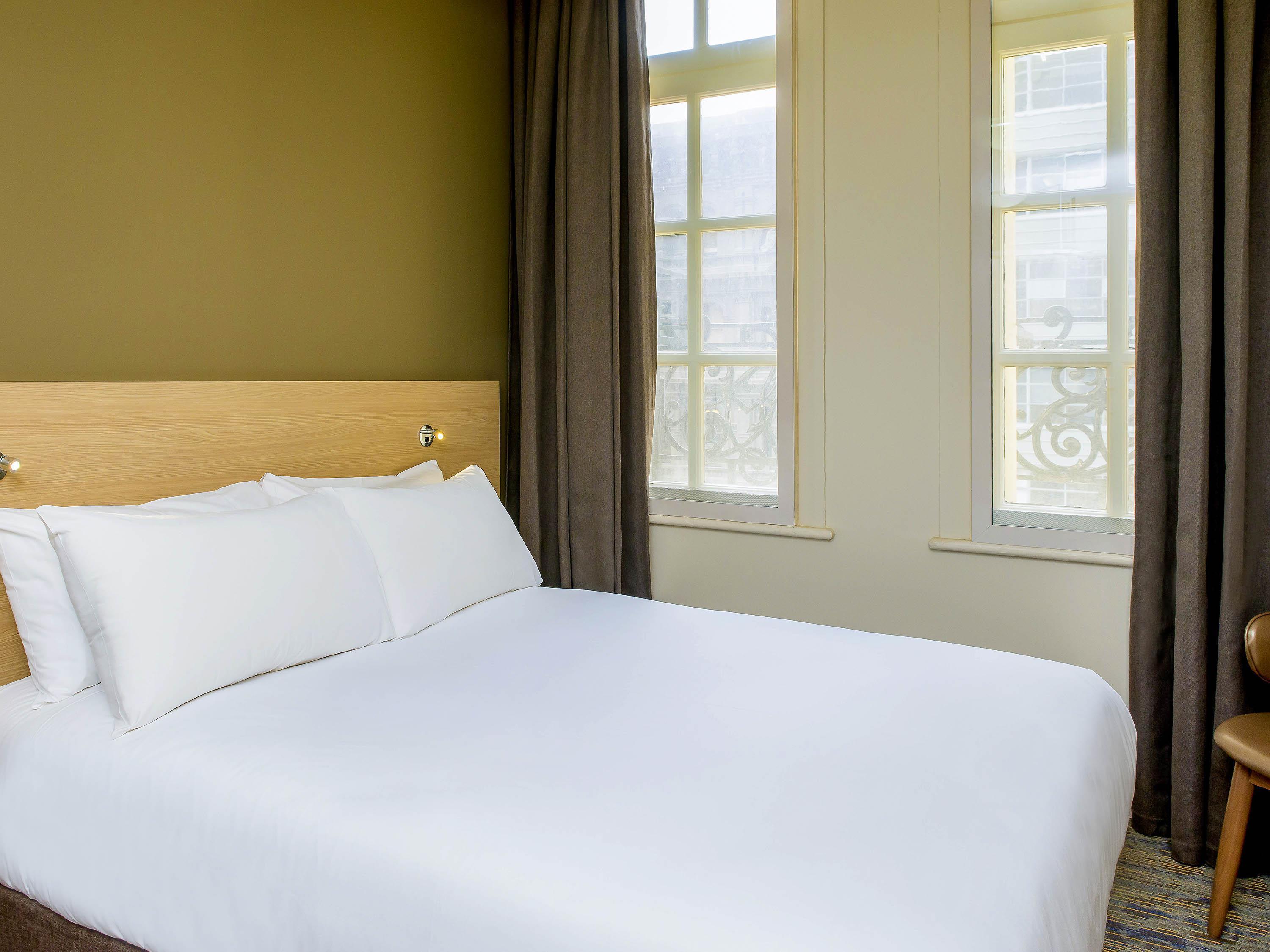 Double Queen Size Bed