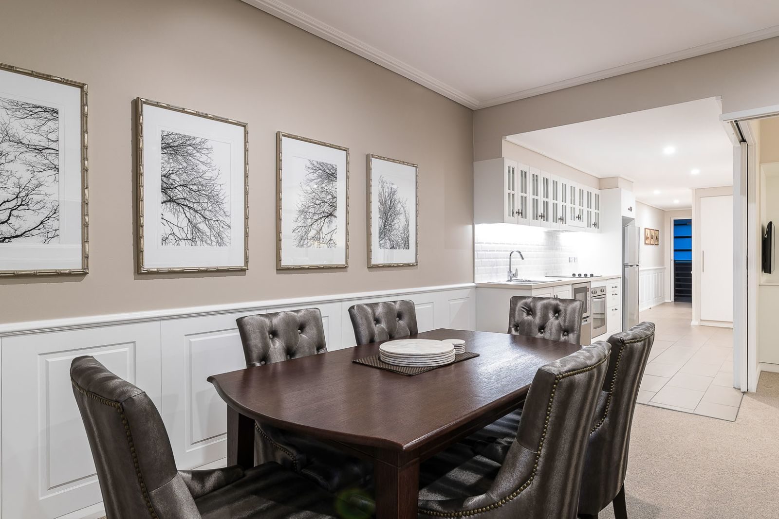 Apartment King Bed Two Bedrooms