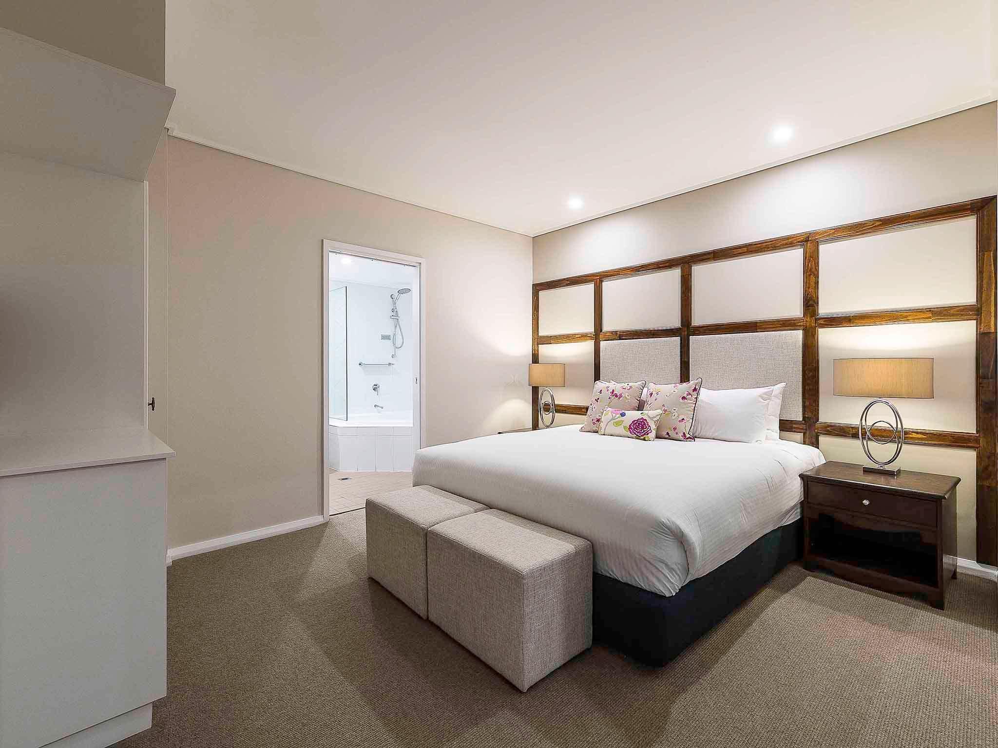 Apartment King Bed Two Bedrooms