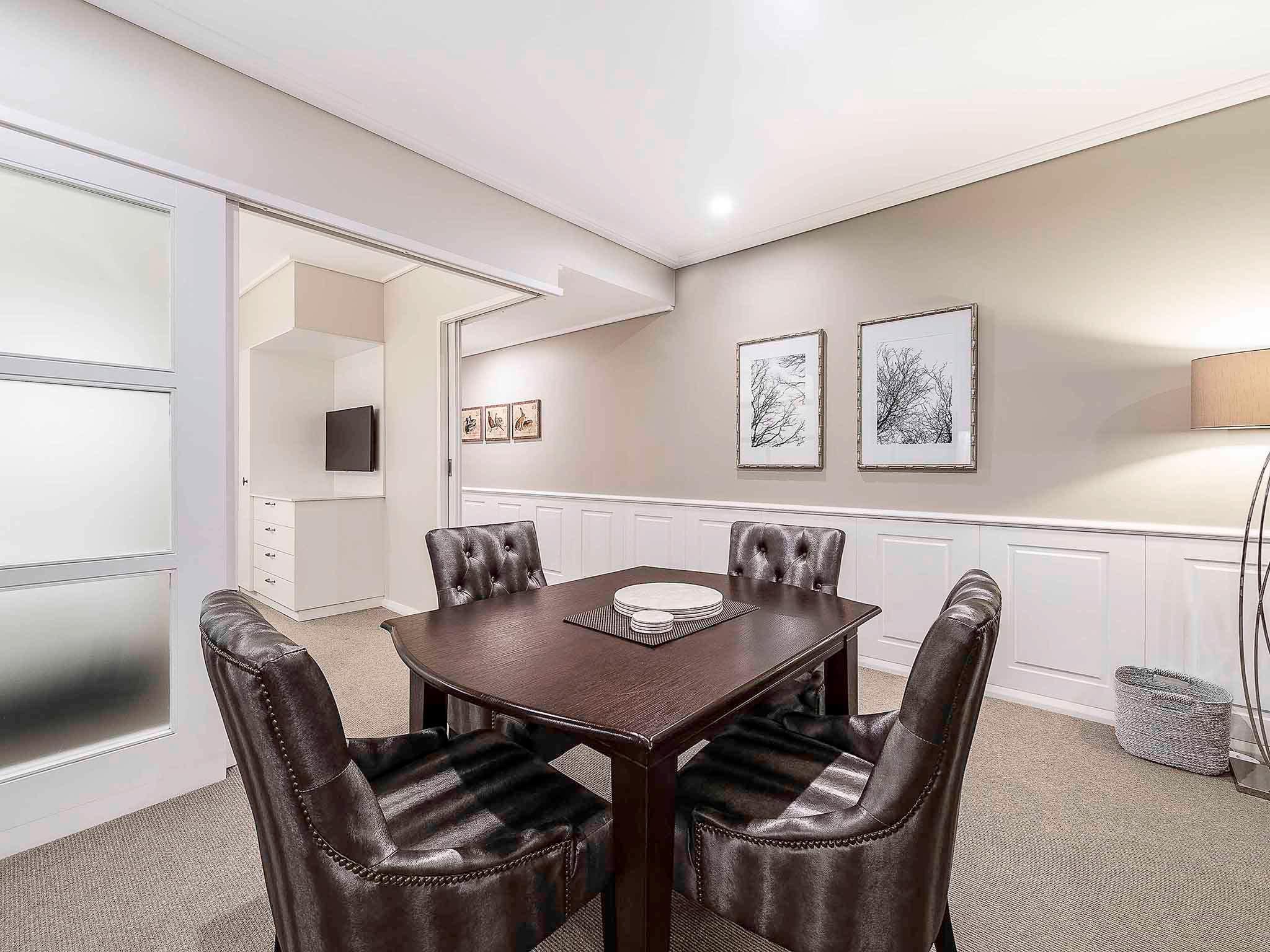 Apartment King Bed One Bedroom 