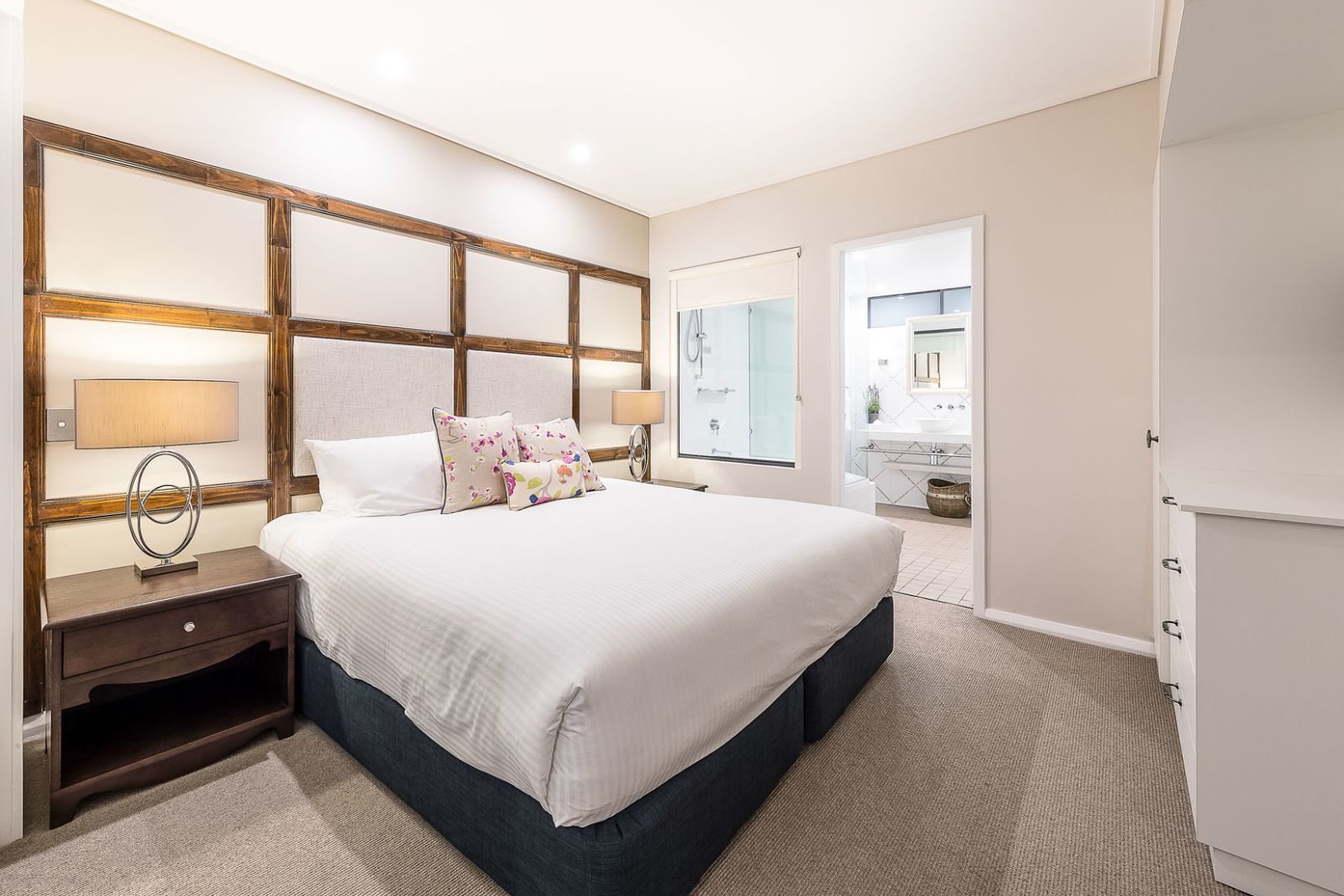 Apartment King Bed One Bedroom 