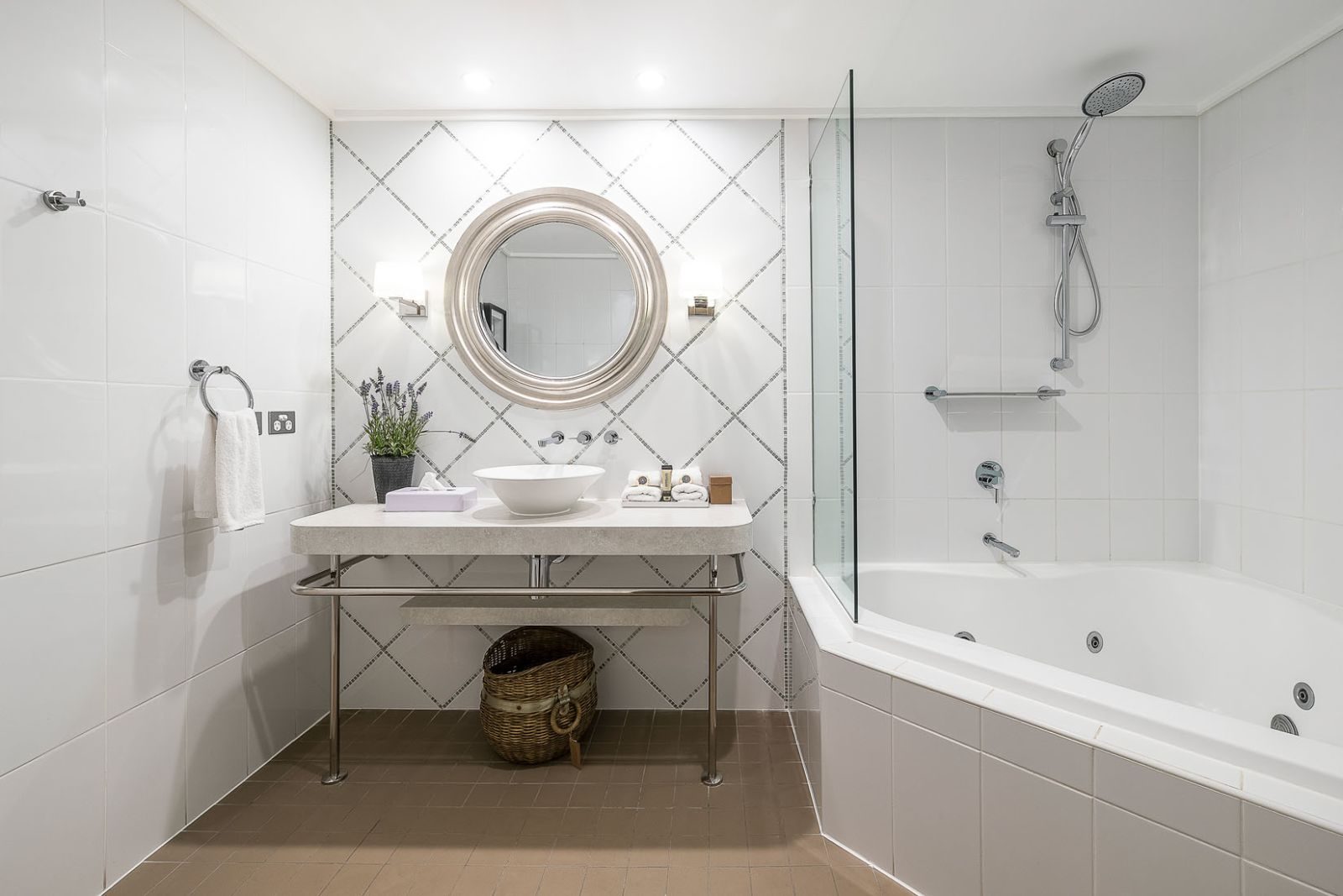 Apartment King Bed One Bedroom 